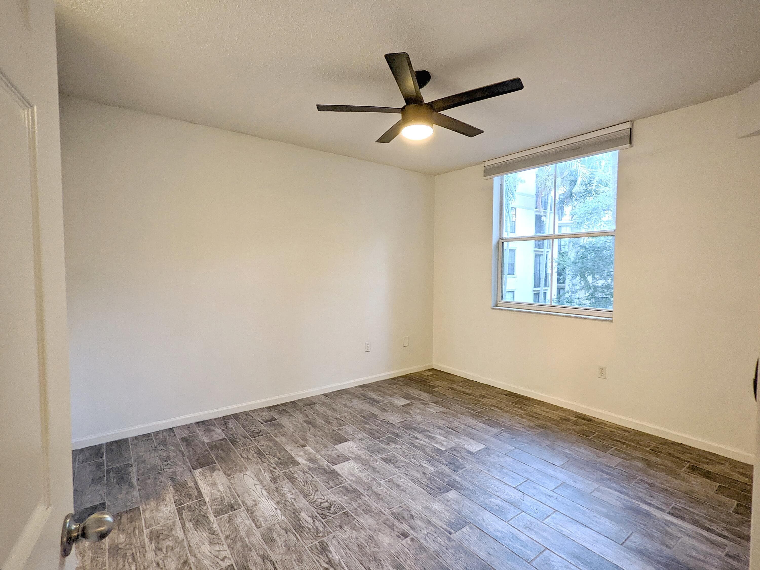 630 S Sapodilla Avenue 308, West Palm Beach, FL 33401 16