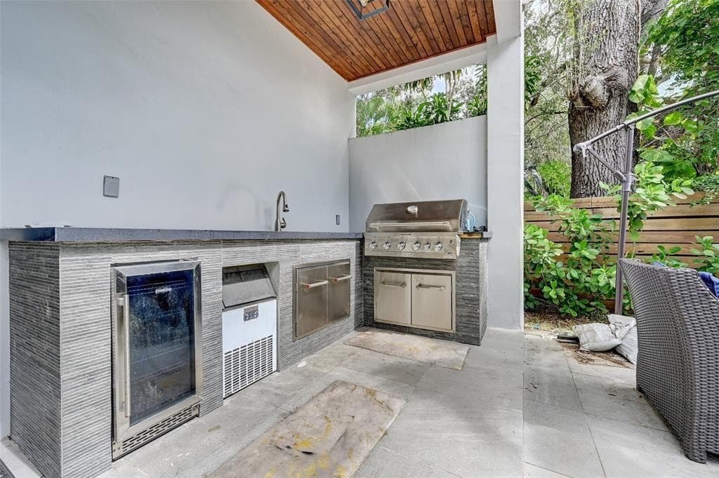 1616 SE 2nd Court, Fort Lauderdale, FL 33301 16