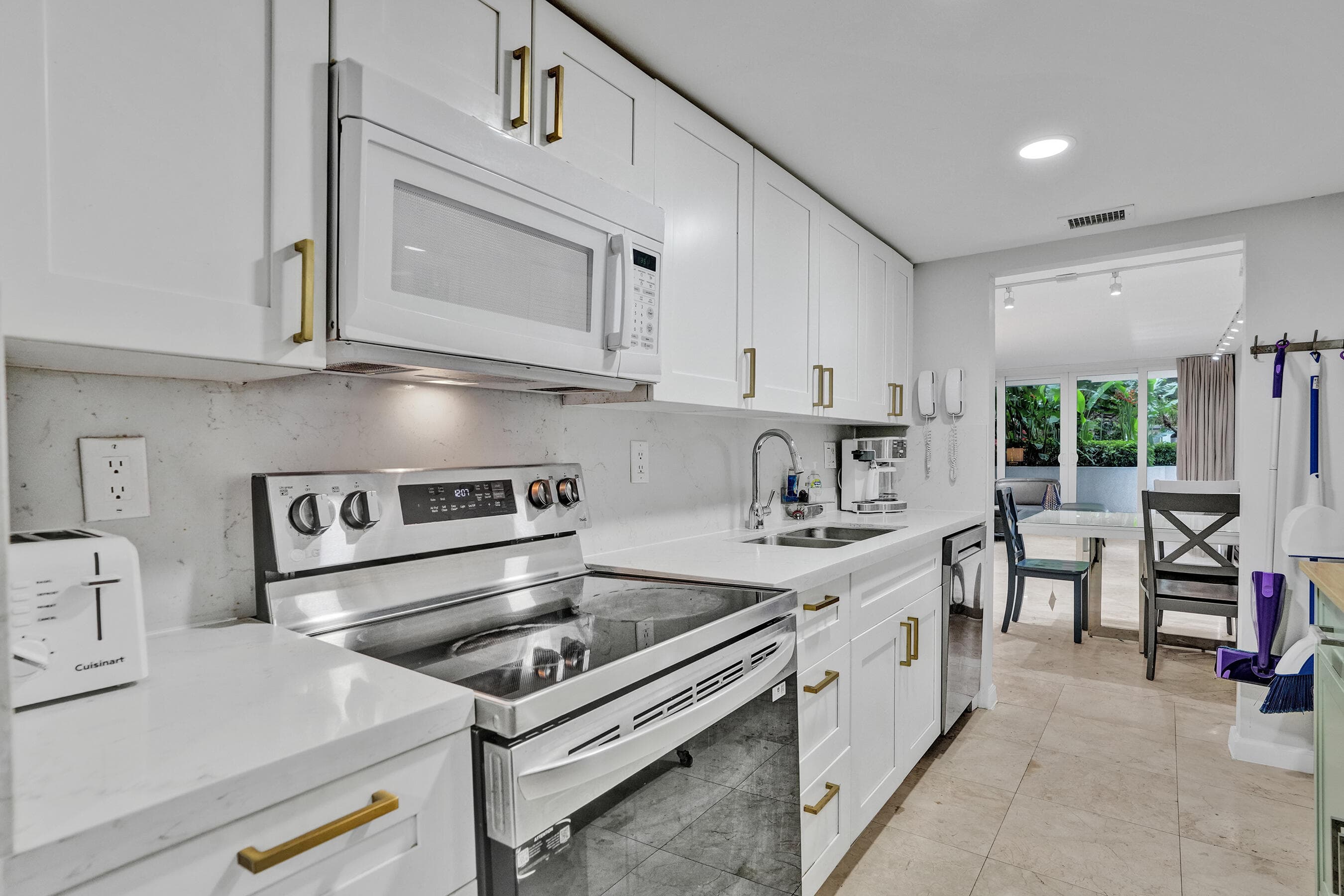 1717 N Bayshore Drive a1041, Miami, FL 33132 27