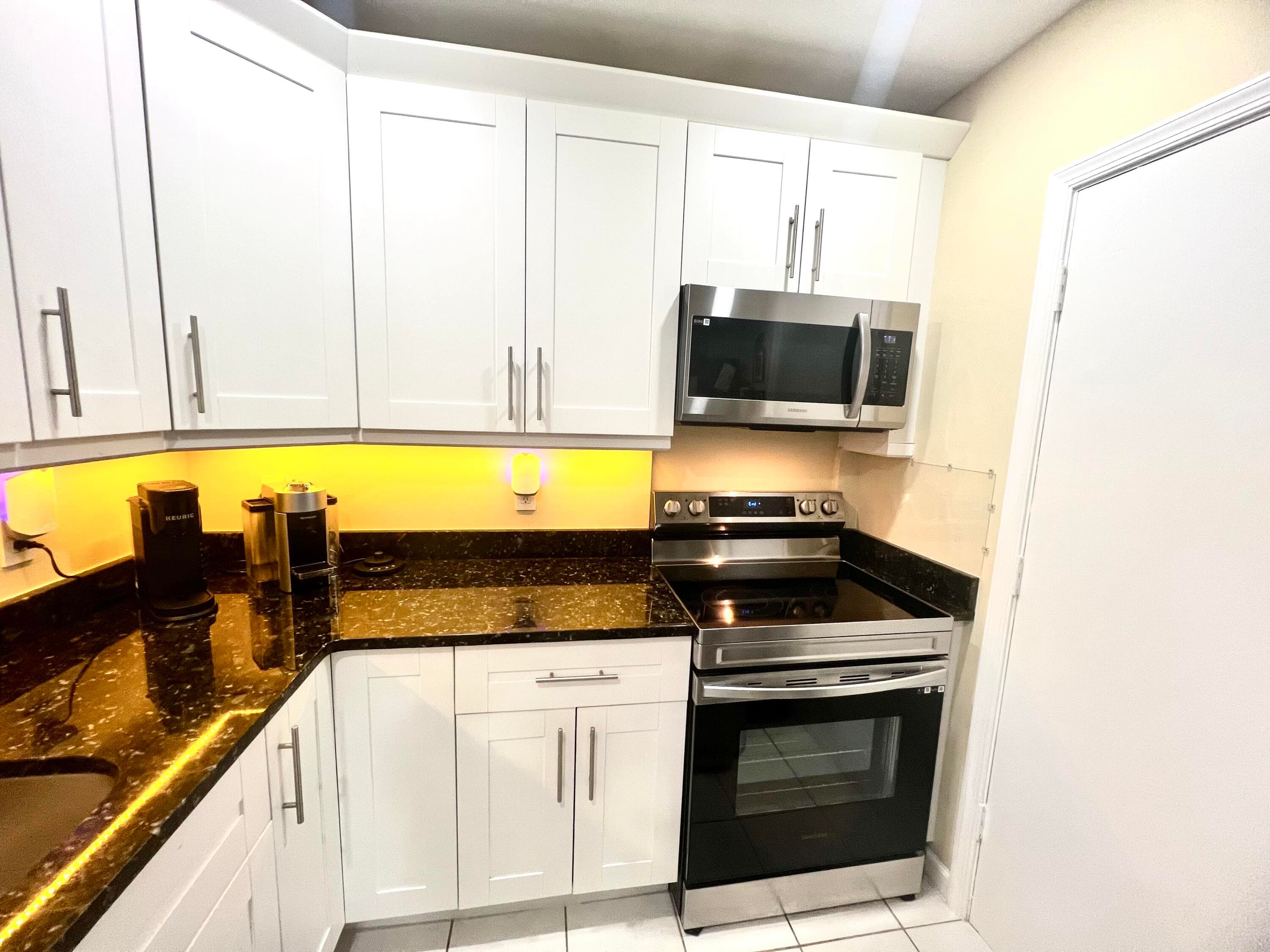 2211 NE 67th Street 1124, Fort Lauderdale, FL 33308 6