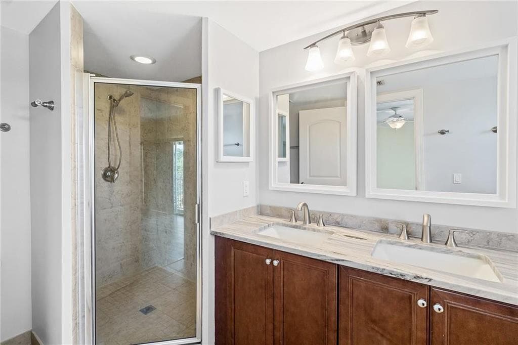708 SE 15TH Street 3, Fort Lauderdale, FL 33316 13