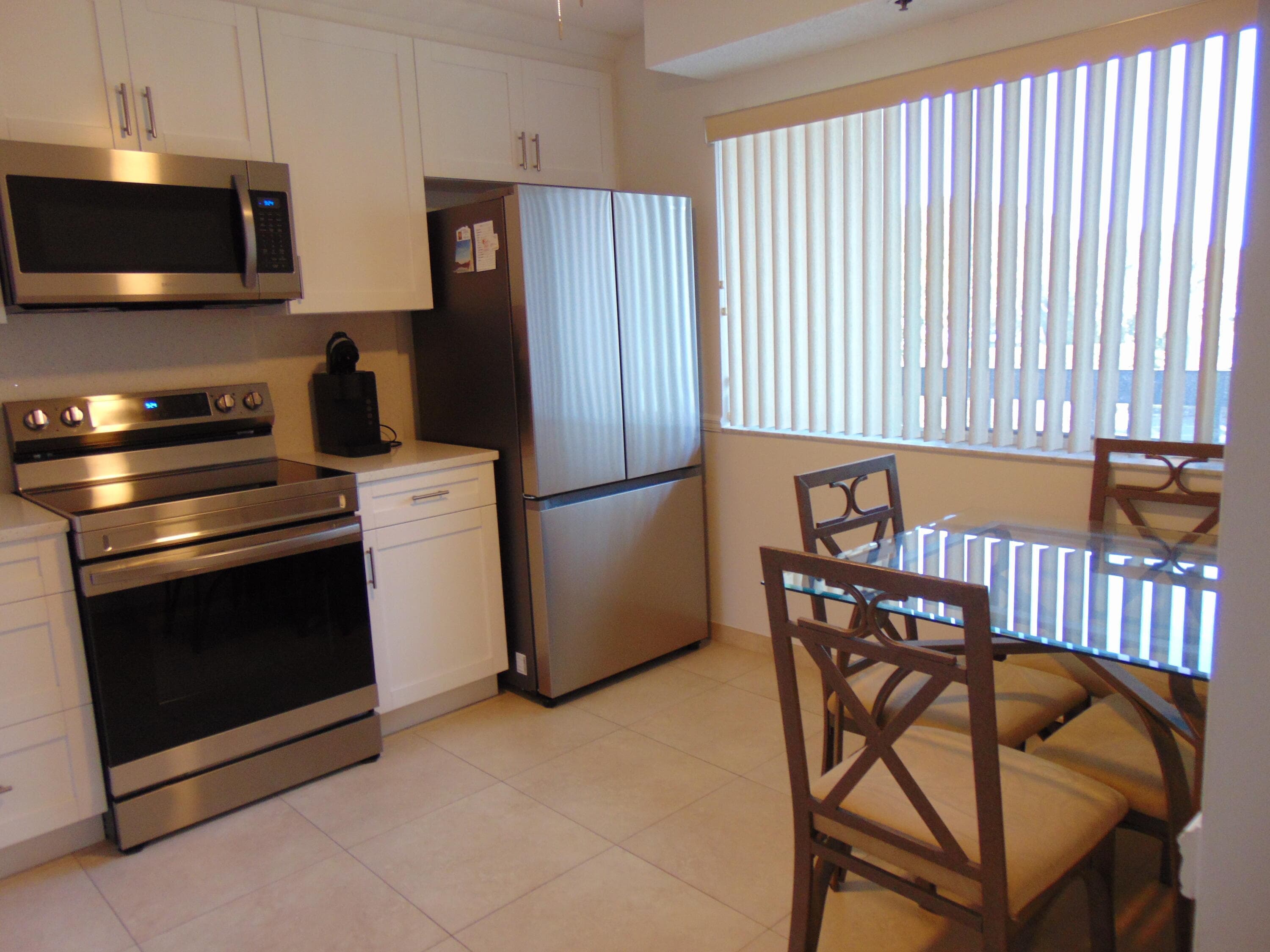 6698 10th Avenue N 301, Lake Worth, FL 33467 3