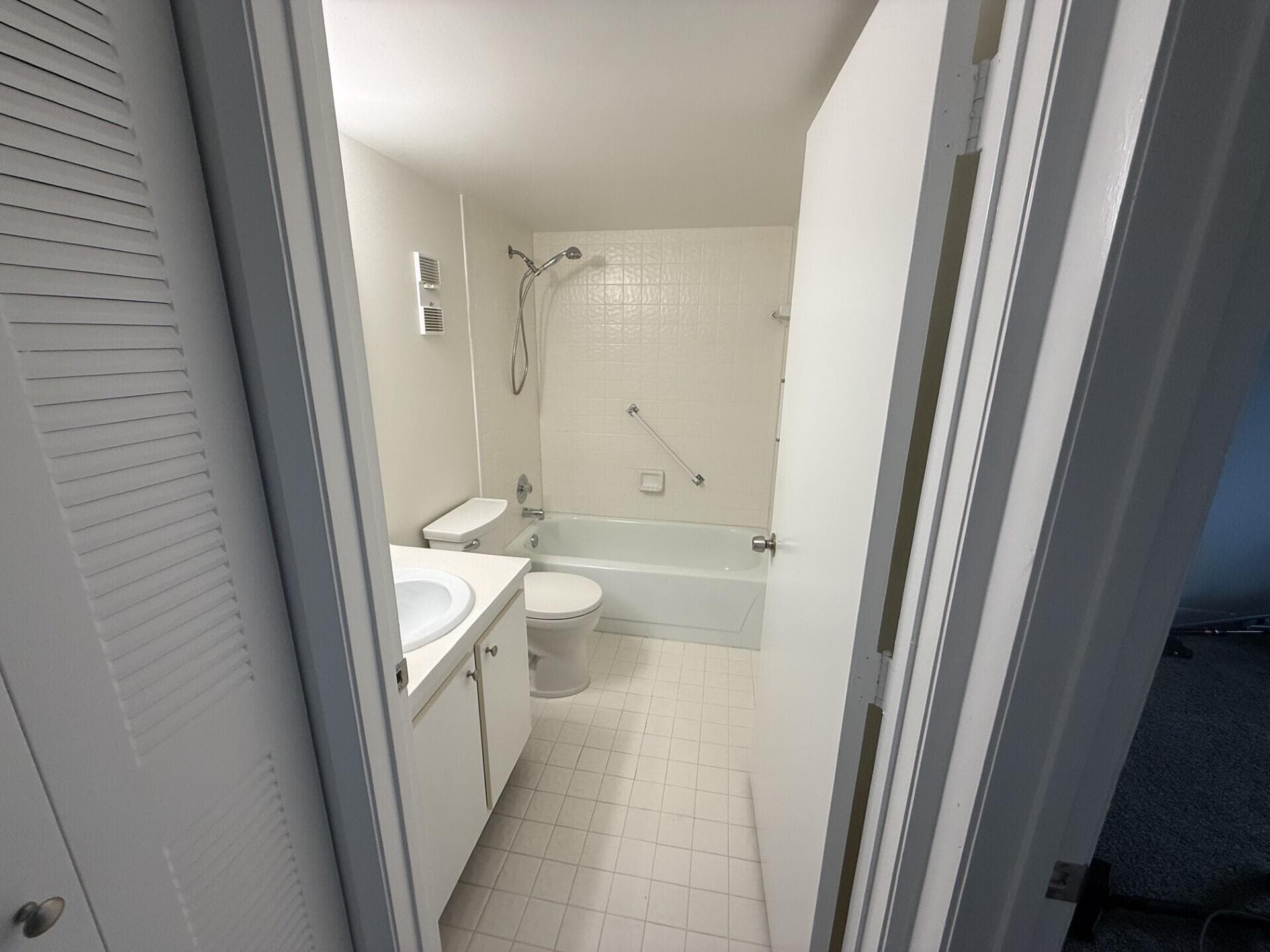 14307 Bedford Drive 302, Delray Beach, FL 33446 8