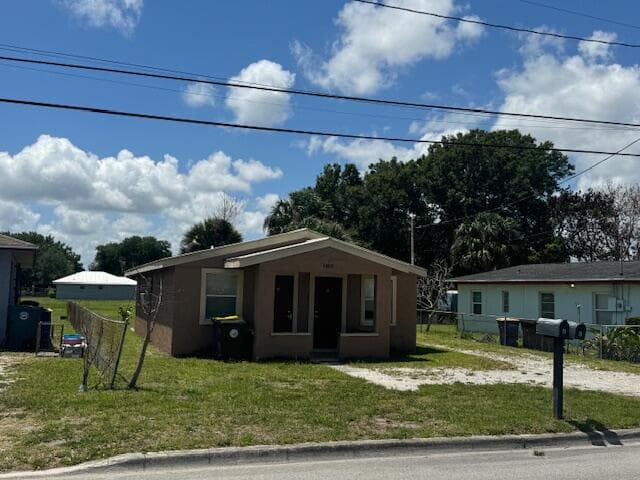 1403 AVENUE M, Fort Pierce, FL 34950
