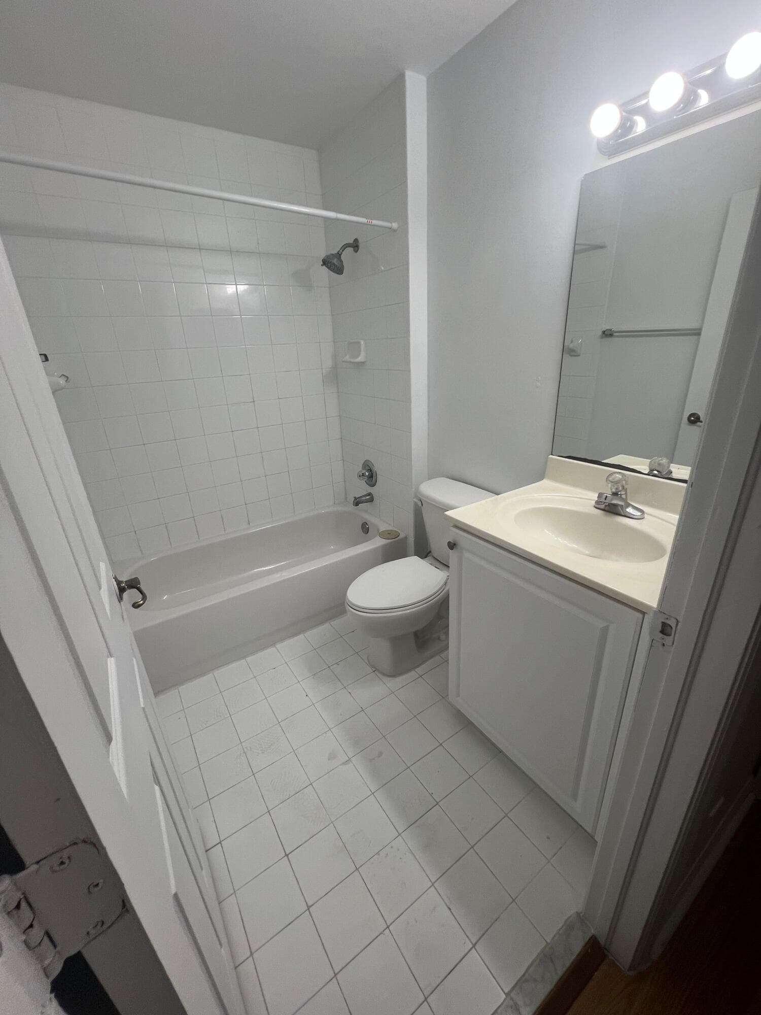 4070 NW 91ST Terrace, Sunrise, FL 33351 11