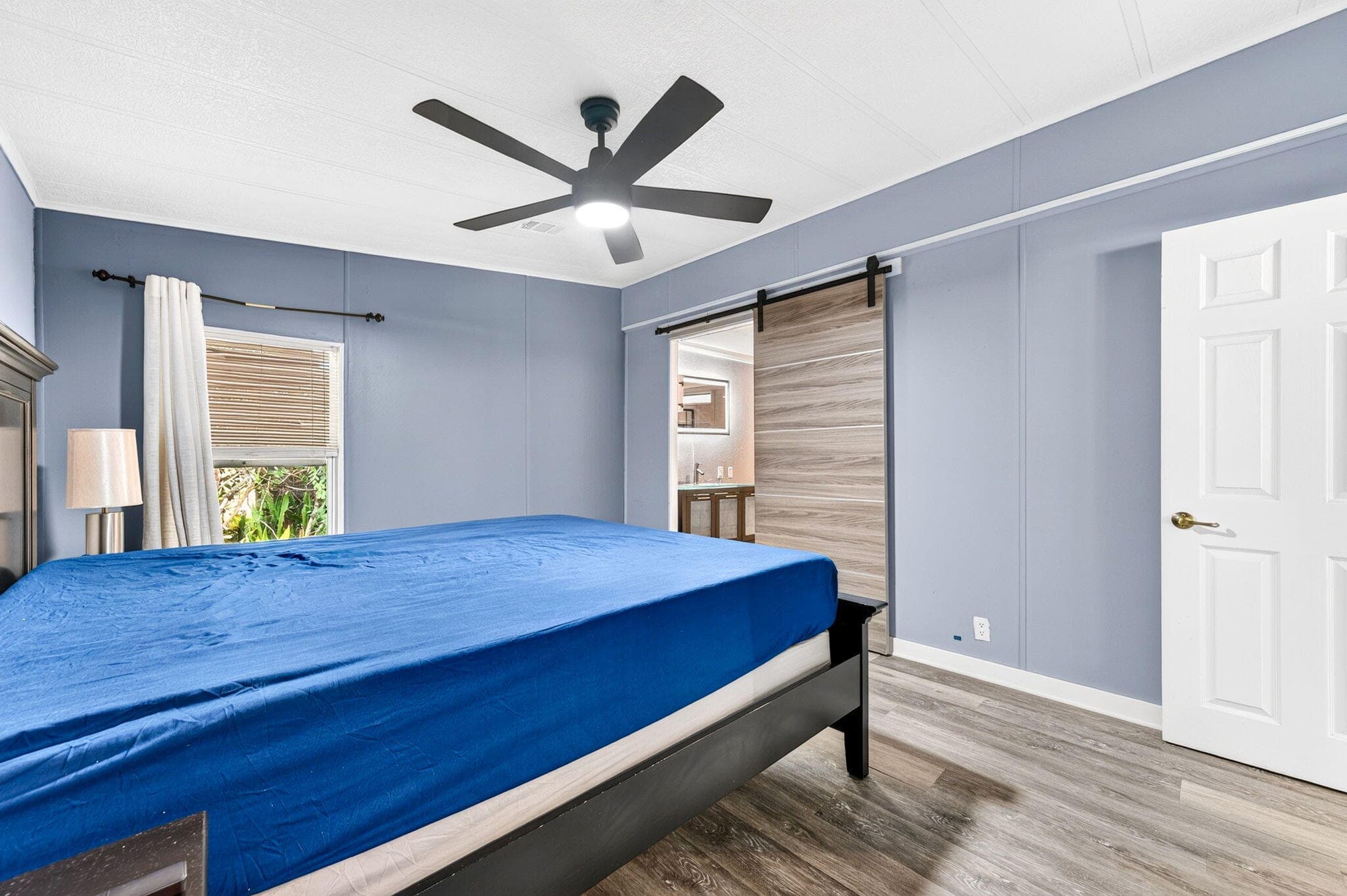 655 W Marlin Circle, Micco, FL 32976 23