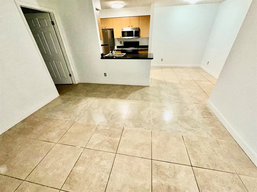 741 NW 104TH Avenue 203, Pembroke Pines, FL 33026 17