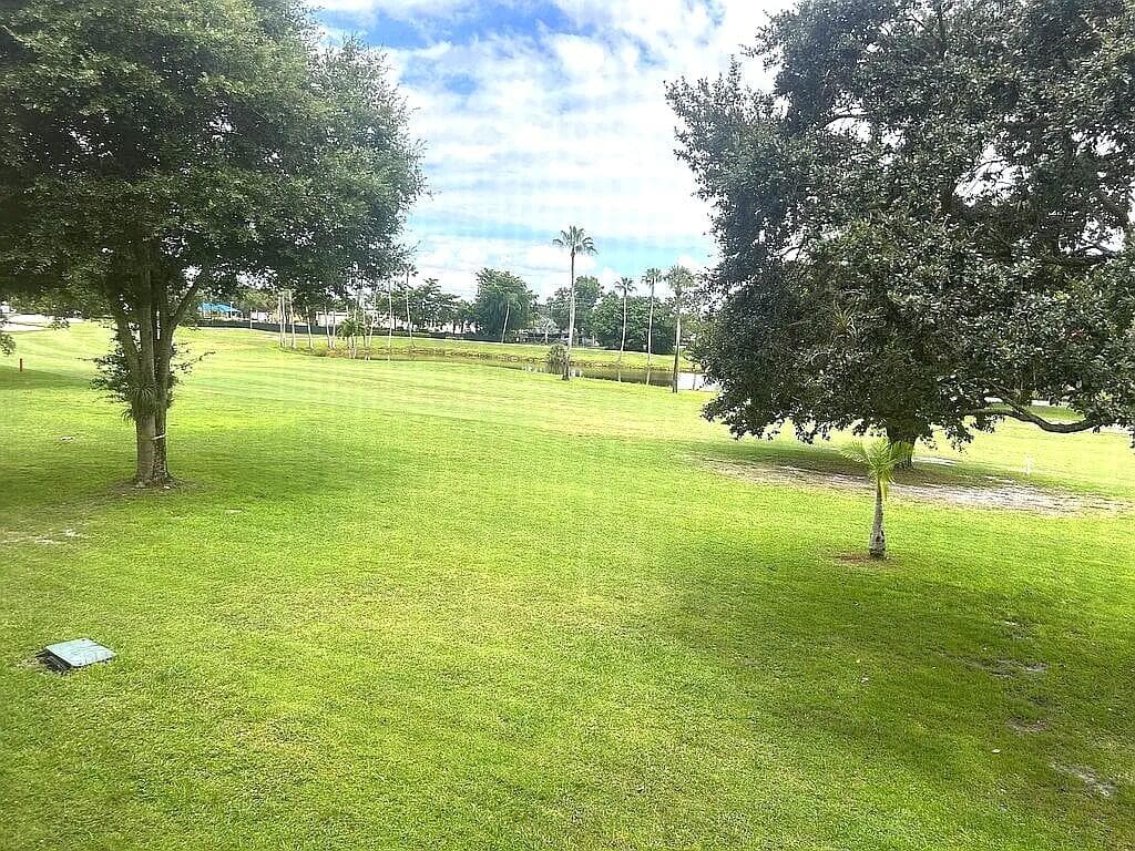 3951 Via Poinciana 209, Lake Worth, FL 33467 25