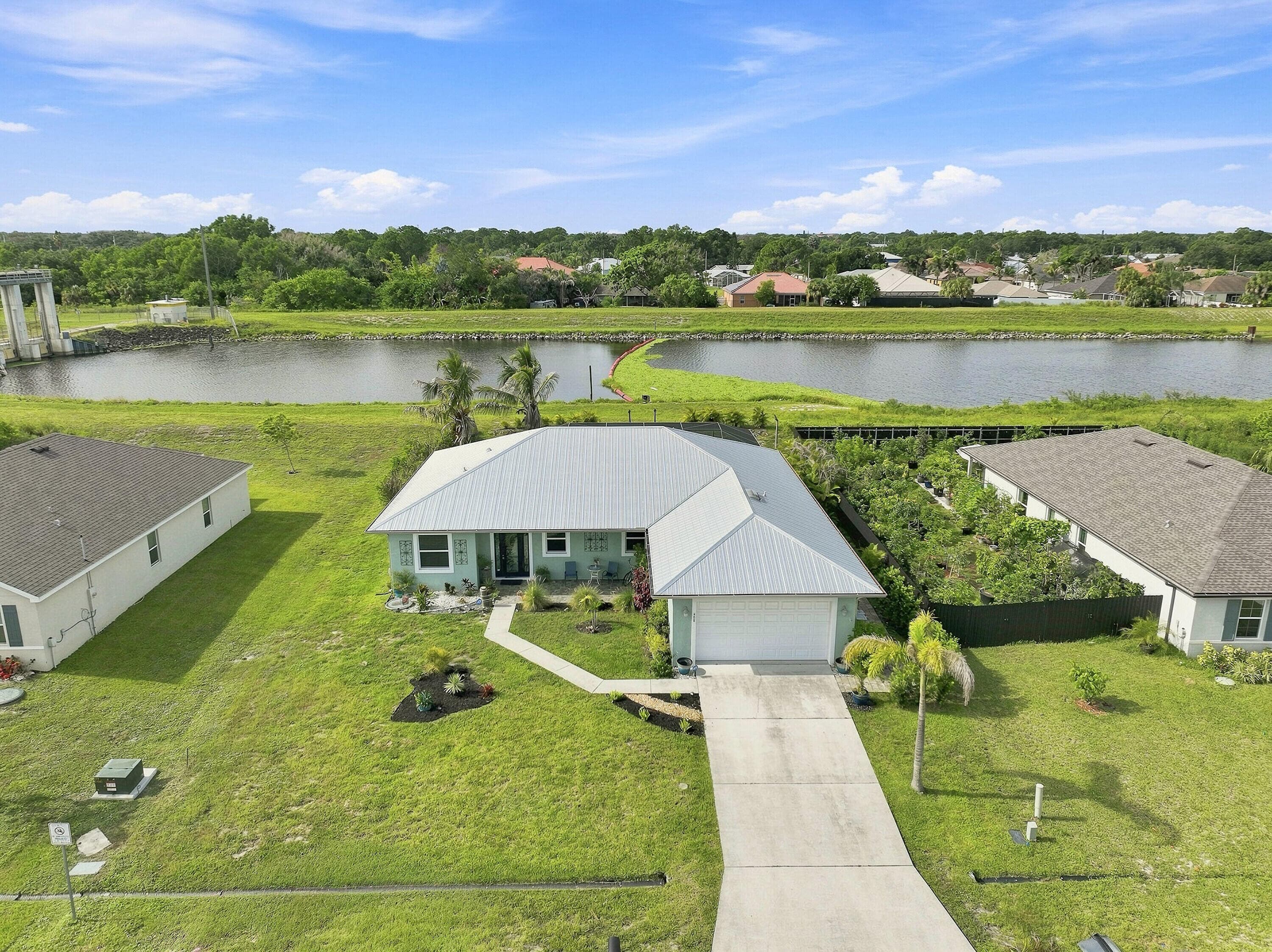 408 SW ASTER Road, Port St. Lucie, FL 34953 37