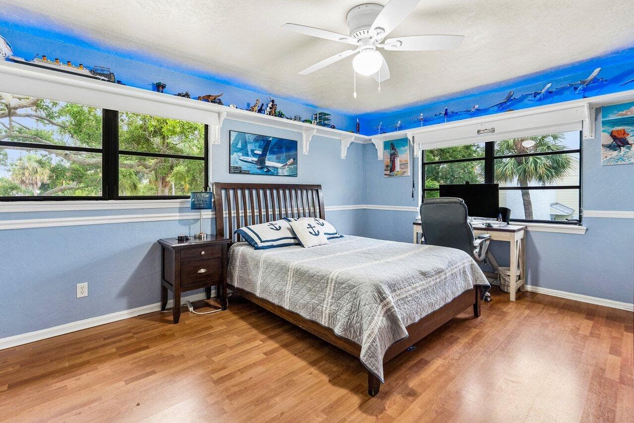 2101 N Palm Circle, North Palm Beach, FL 33408 25