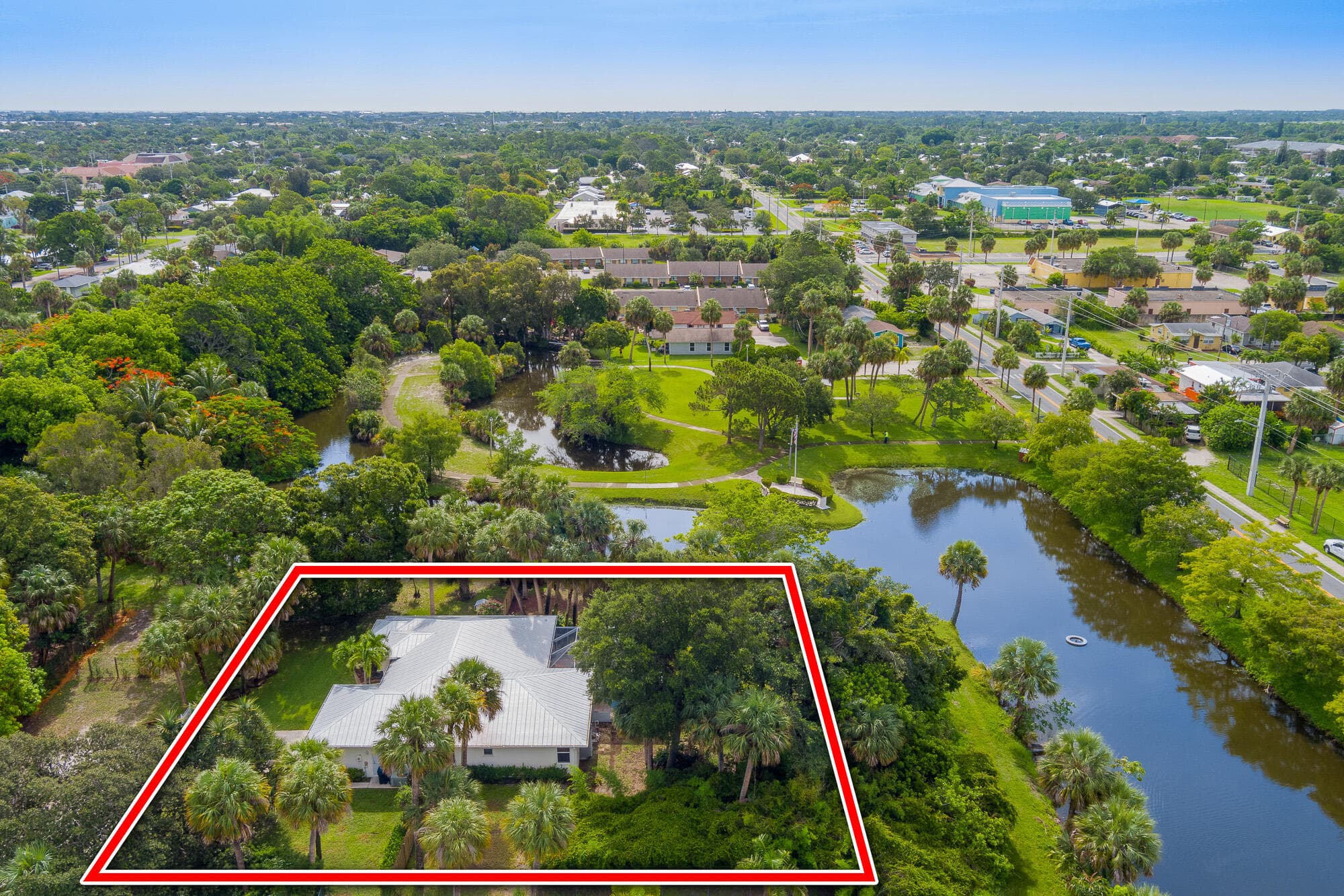 612 SE 6TH Street, Stuart, FL 34994 3