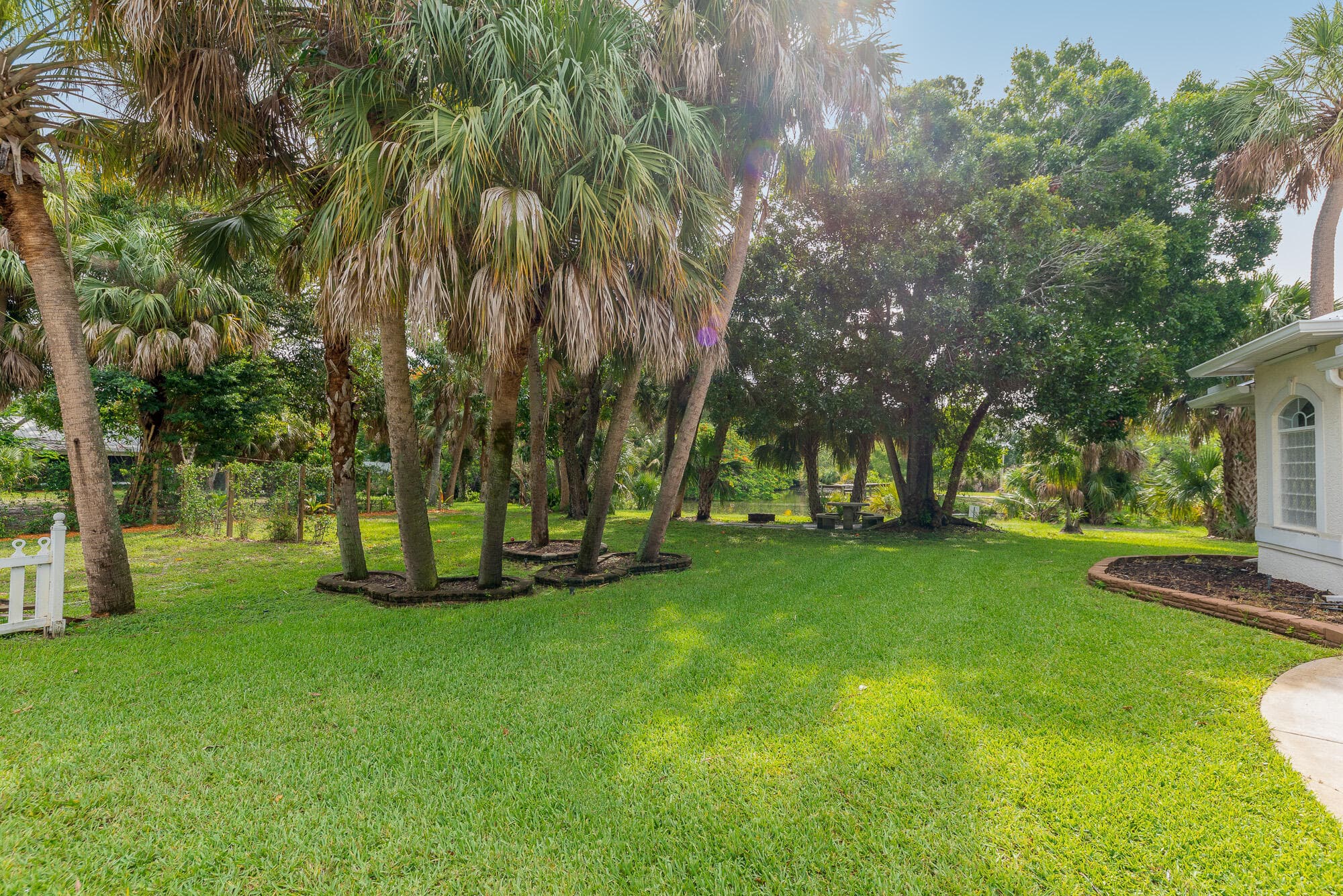 612 SE 6TH Street, Stuart, FL 34994 13