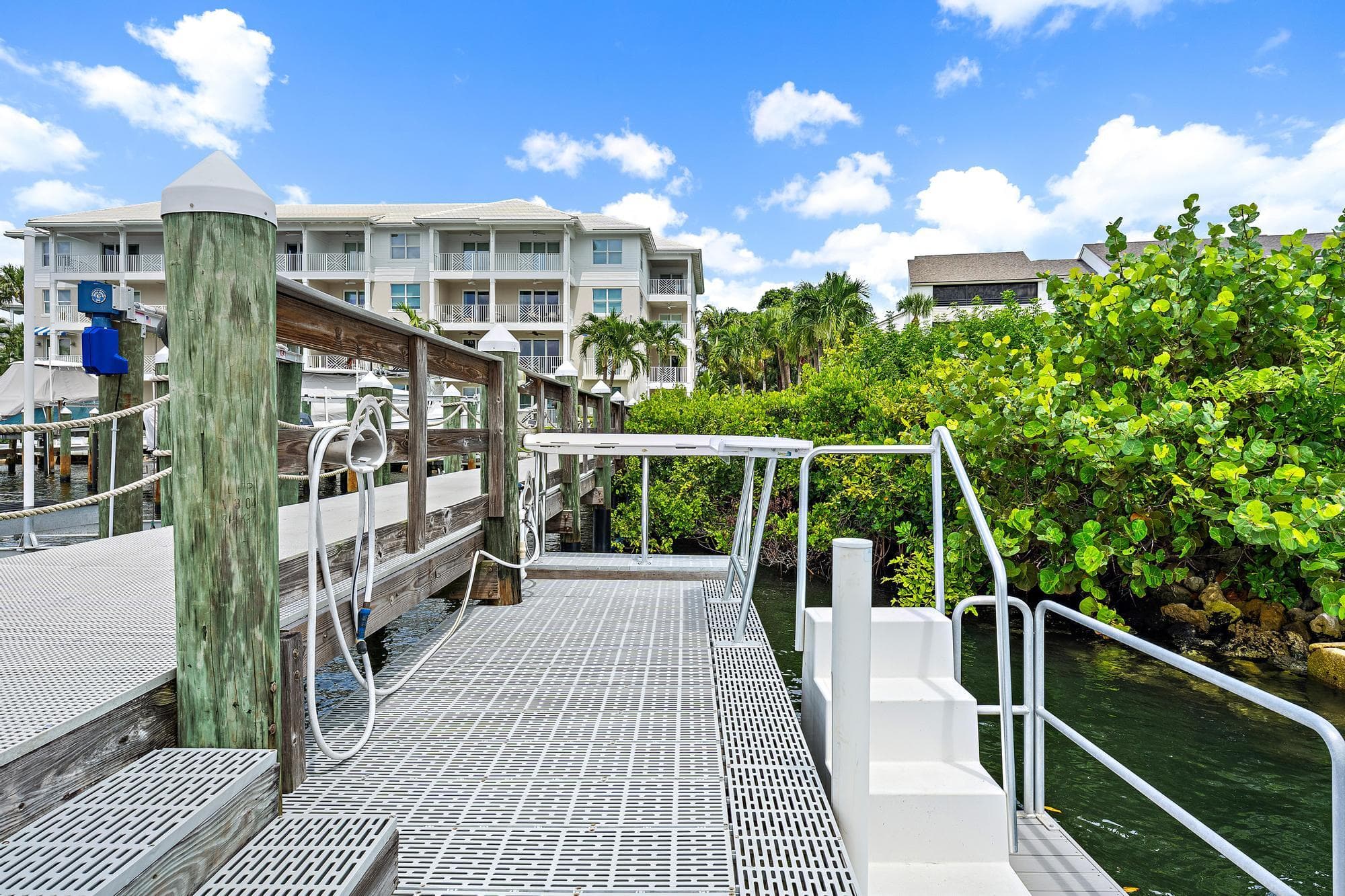 411 Bay Colony Drive N, Juno Beach, FL 33408 28