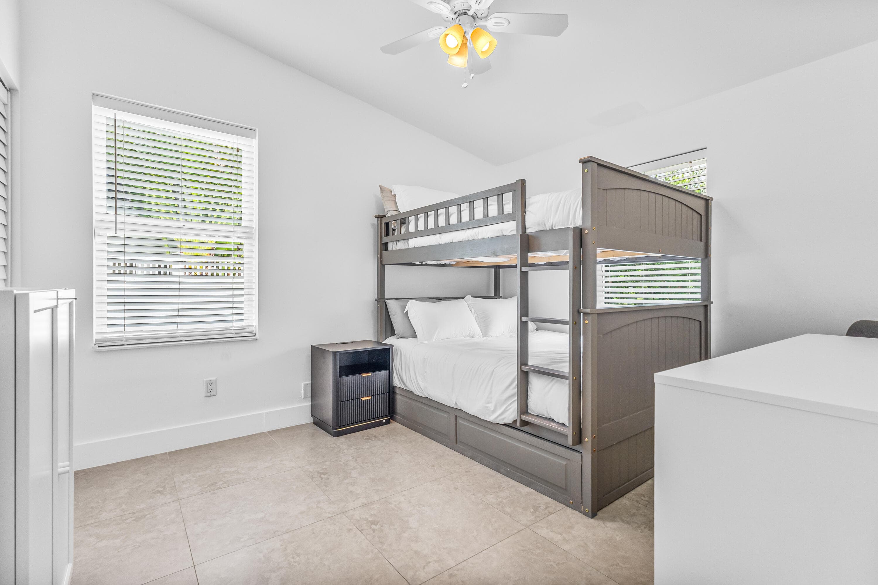 2678 Marathon Lane, Fort Lauderdale, FL 33312 12