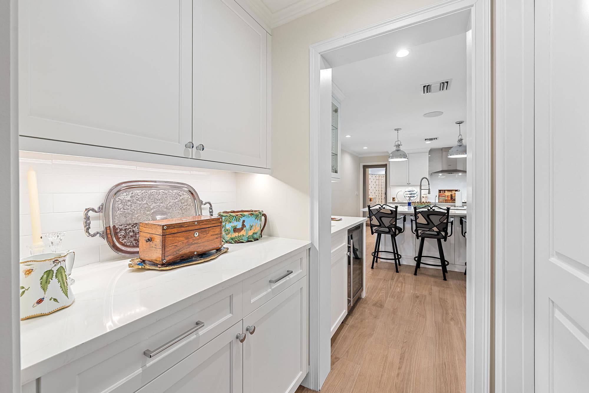 11785 Lake Shore Place, North Palm Beach, FL 33408 6