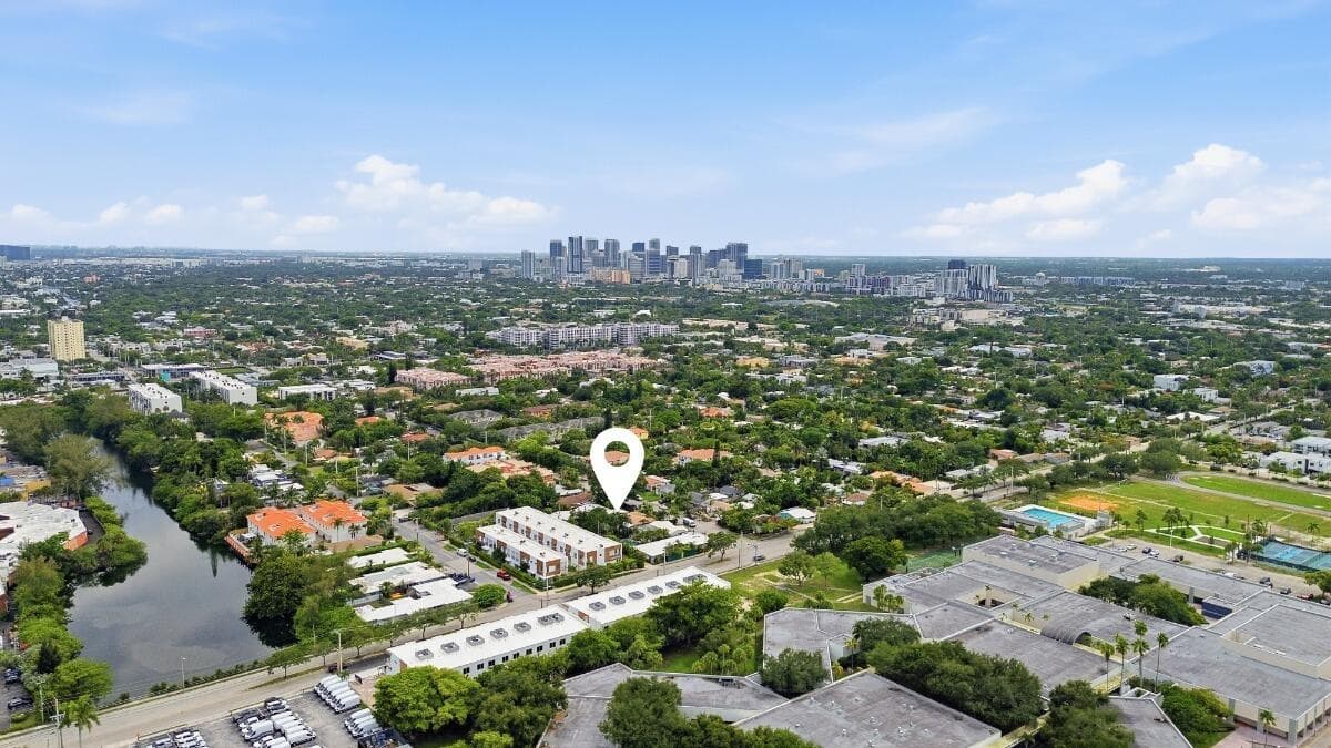 1230 N VICTORIA PARK Road B, Fort Lauderdale, FL 33304 12