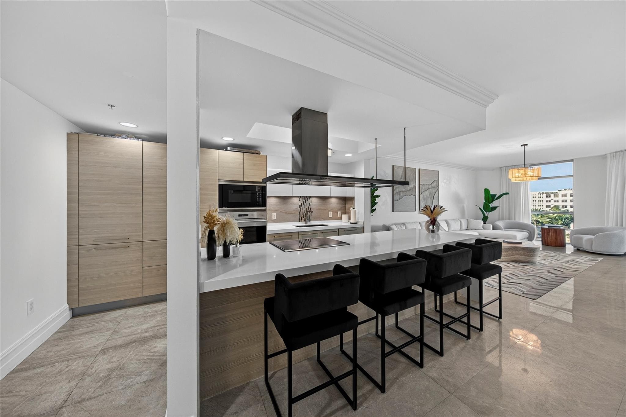 17301 Biscayne Boulevard 506, North Miami Beach, FL 33160 7