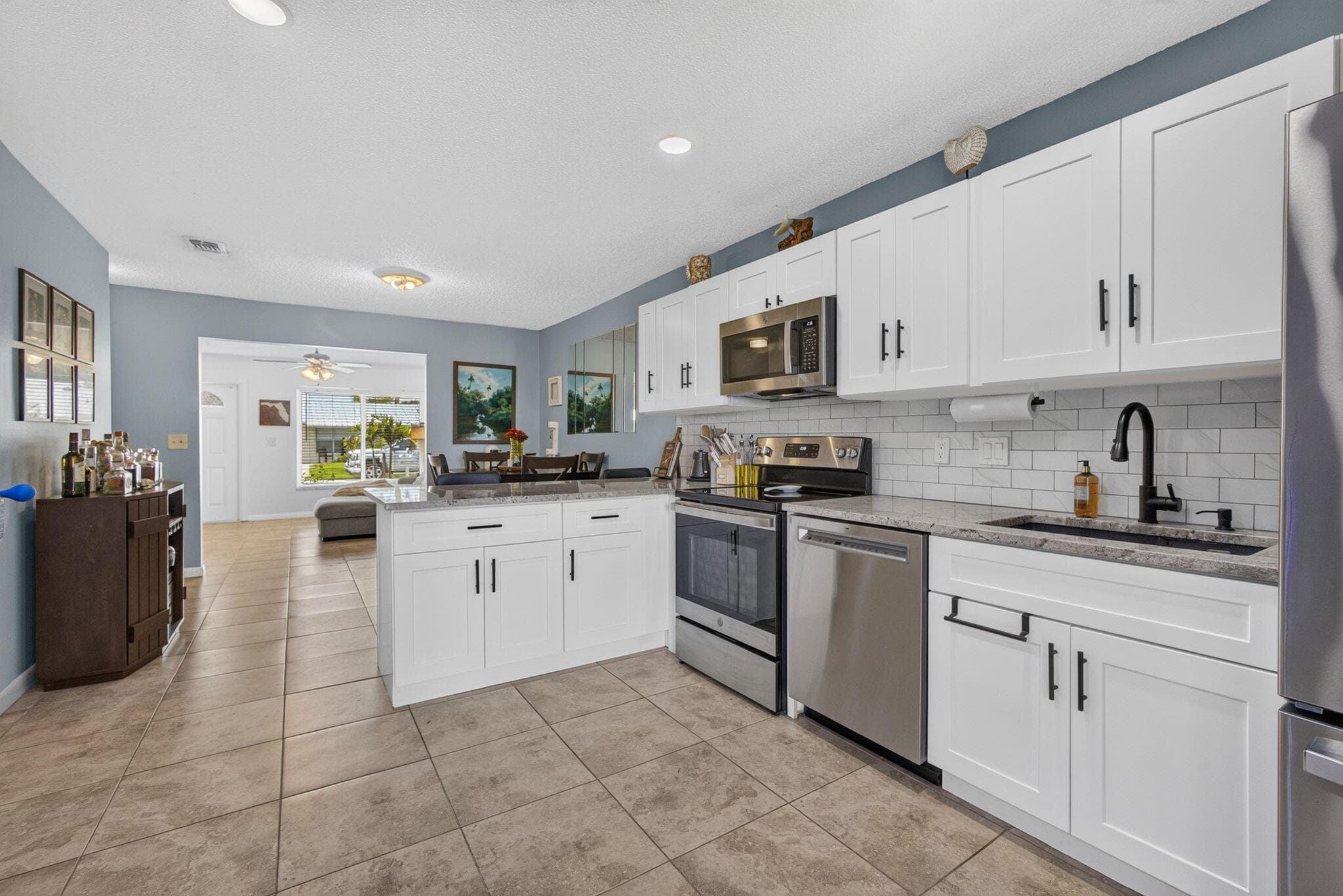 8717 SE SANDY Lane, Hobe Sound, FL 33455 12