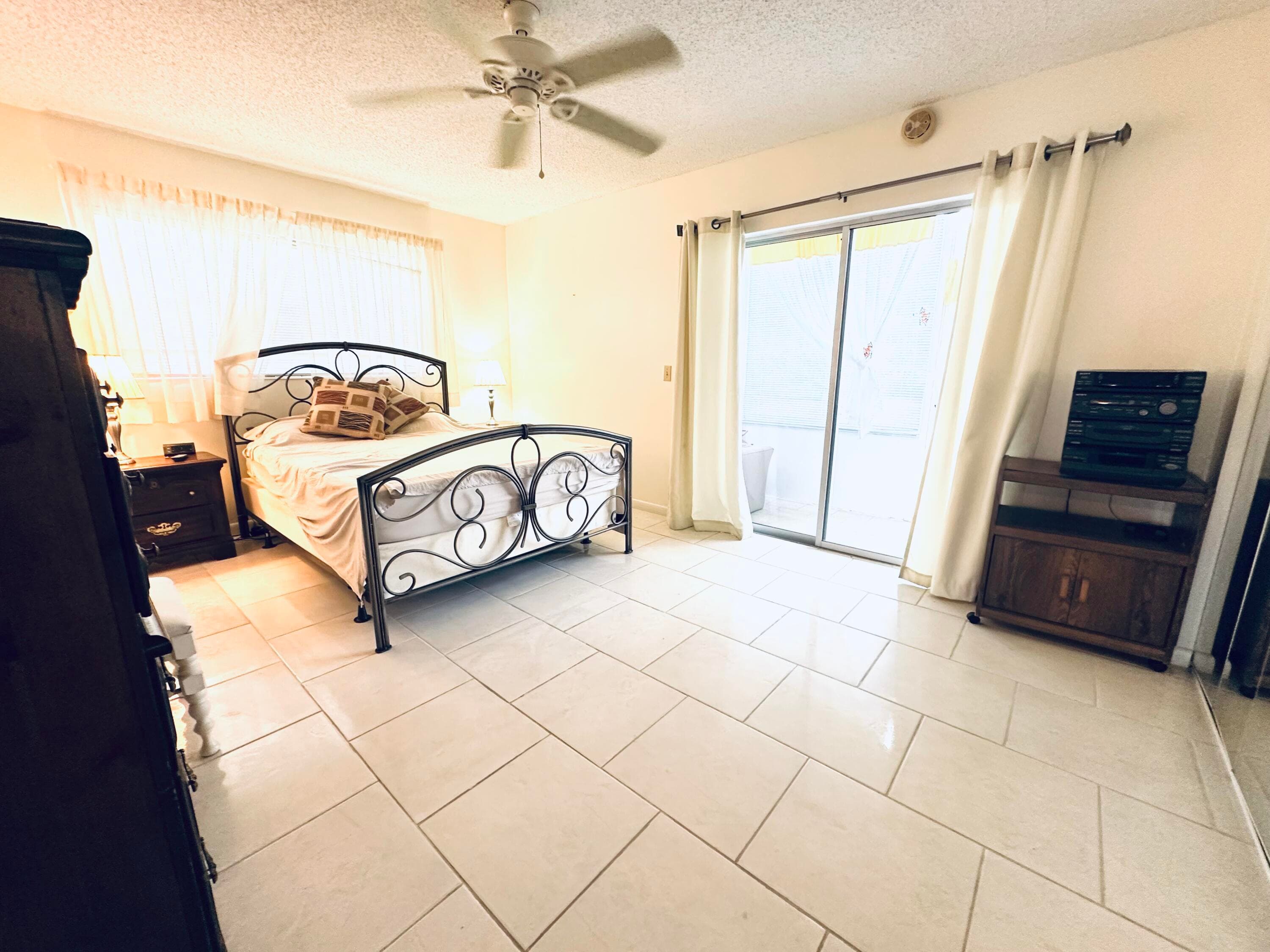 8 GRANTHAM D, Deerfield Beach, FL 33442 14