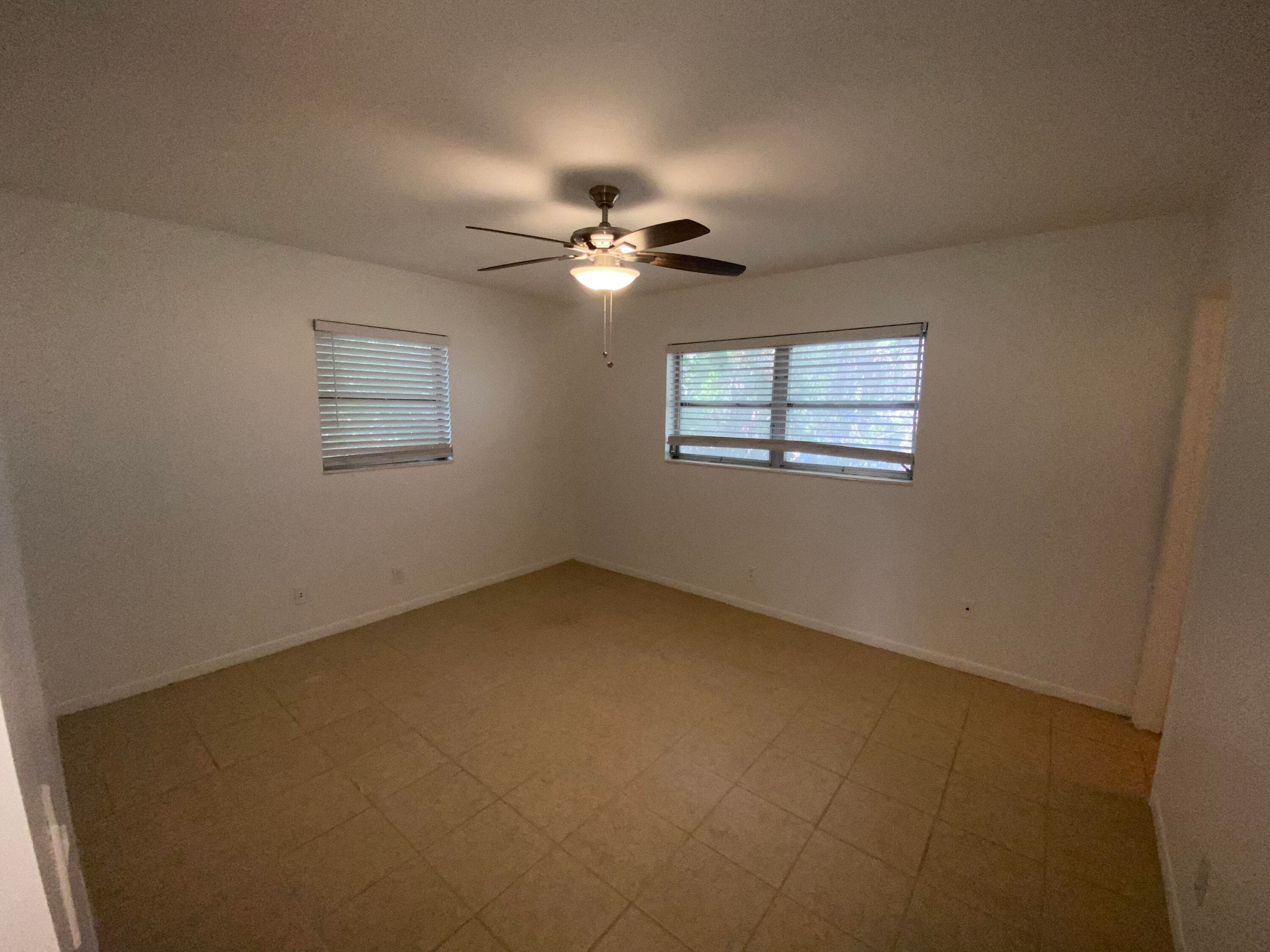 221 SE 3rd Avenue 6, Boynton Beach, FL 33435 8