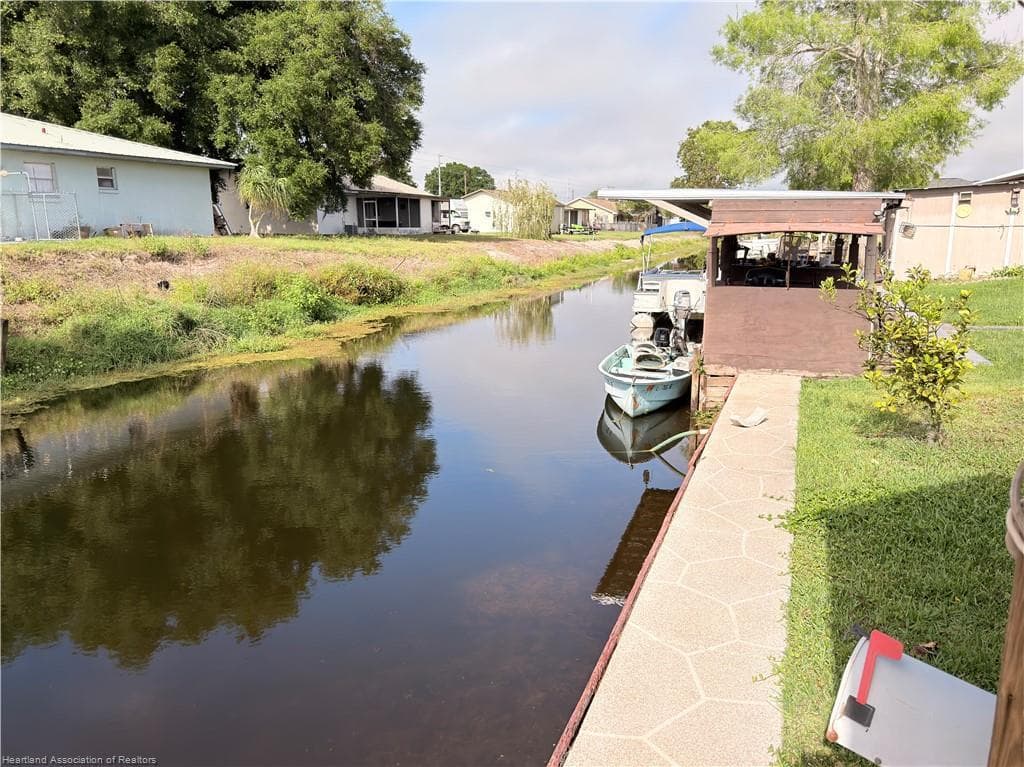 1241 SHAMROCK Drive, Sebring, FL 33875 2