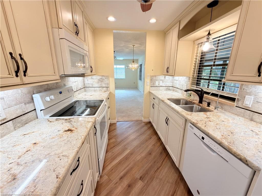 1241 SHAMROCK Drive, Sebring, FL 33875 21