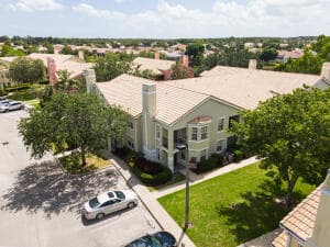 140 SW Peacock Boulevard 21-205, Port St. Lucie, FL 34986 3