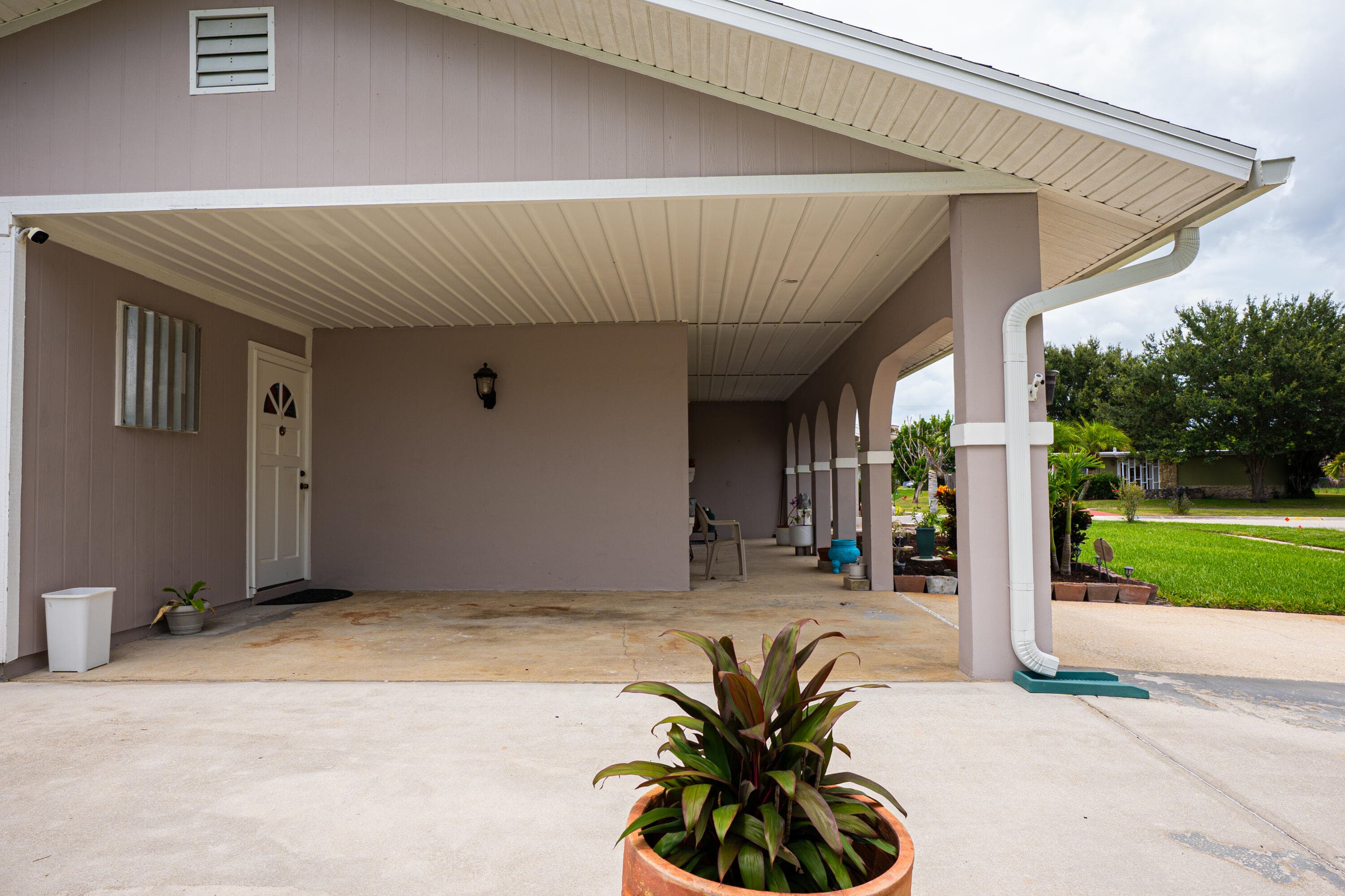814 SE Corto Court, Port St. Lucie, FL 34983 27