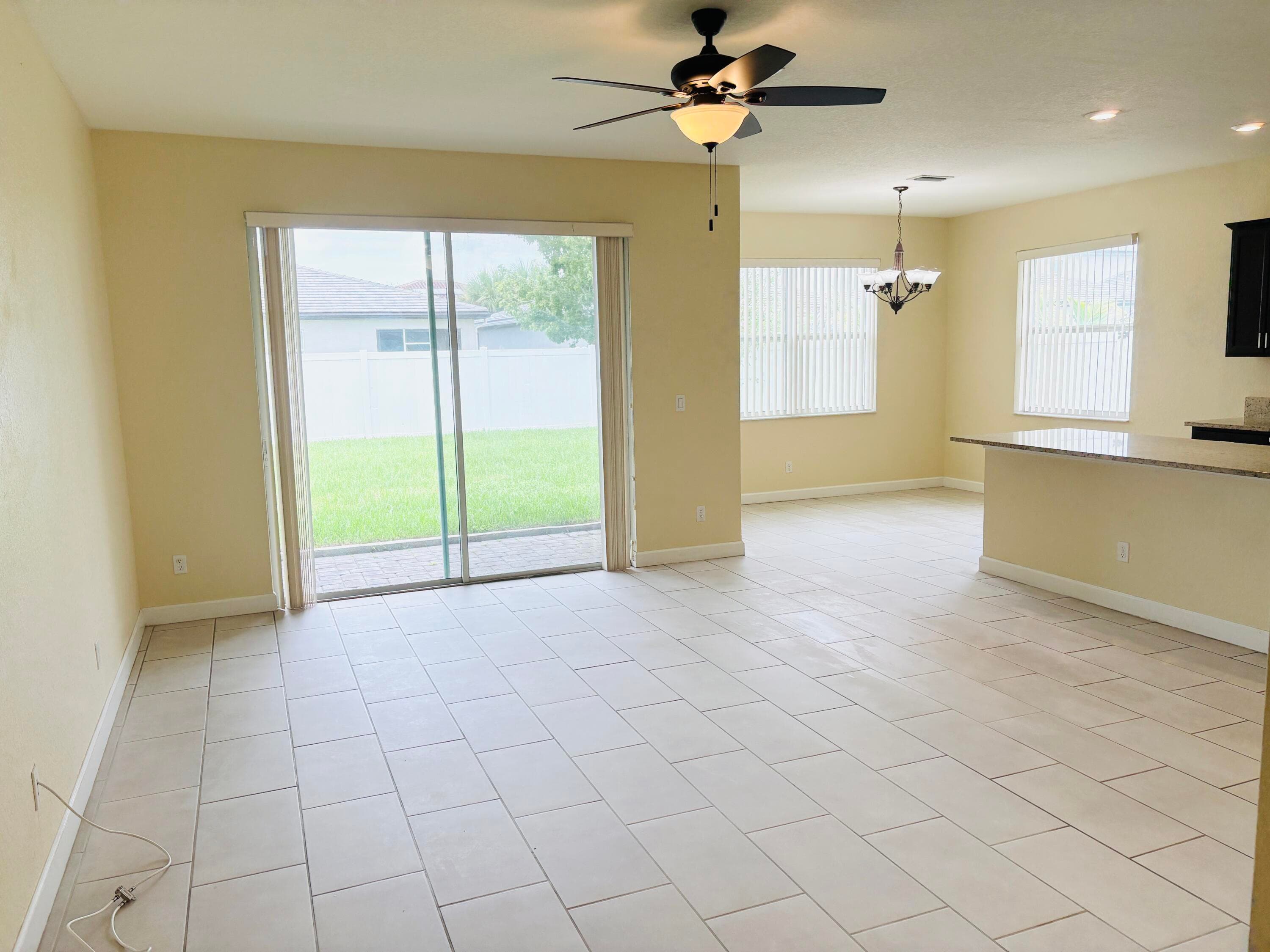 12512 NW STANIS Lane, Port St. Lucie, FL 34987 2