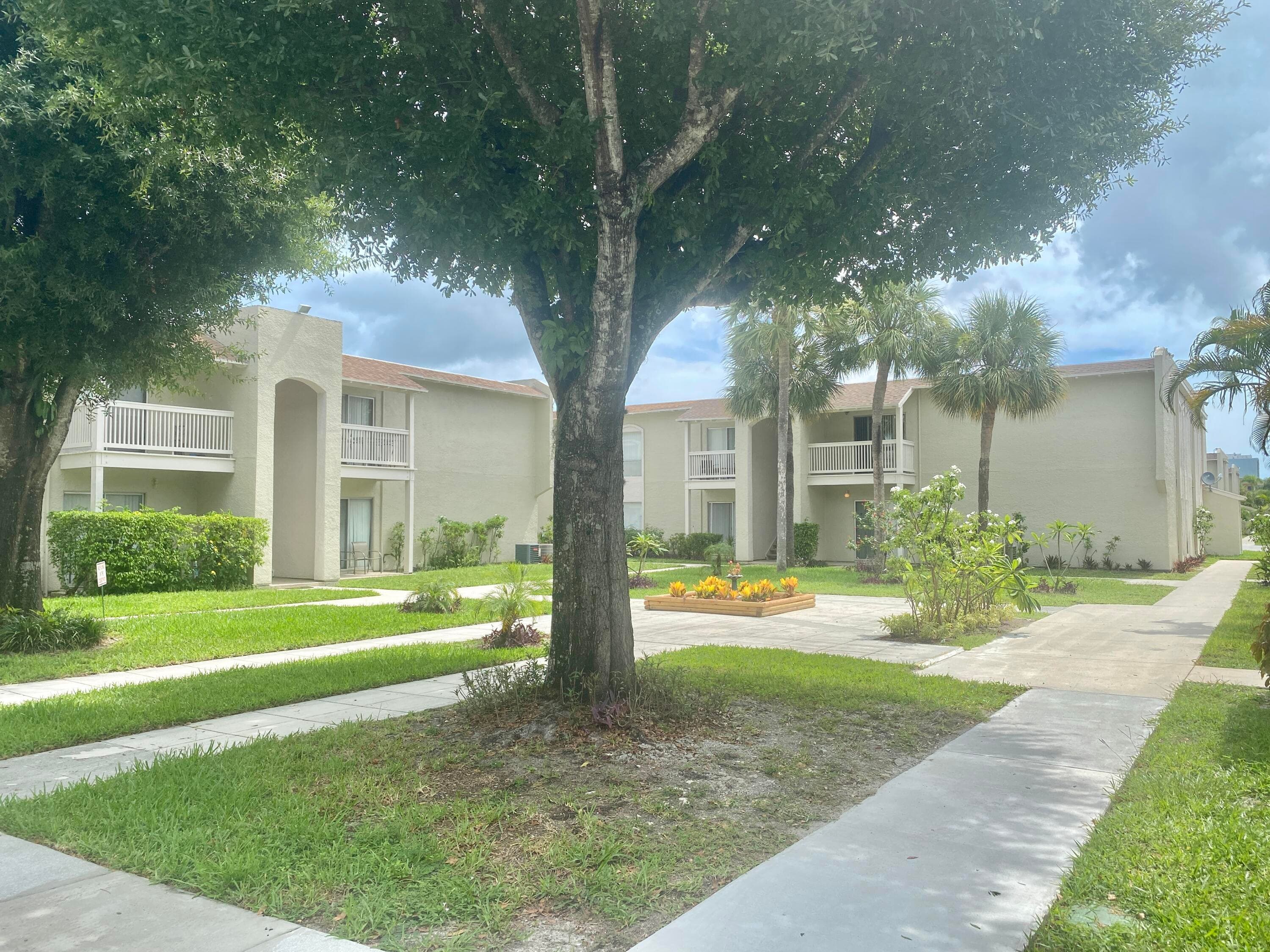 1500 N Congress Avenue B20, West Palm Beach, FL 33401 16