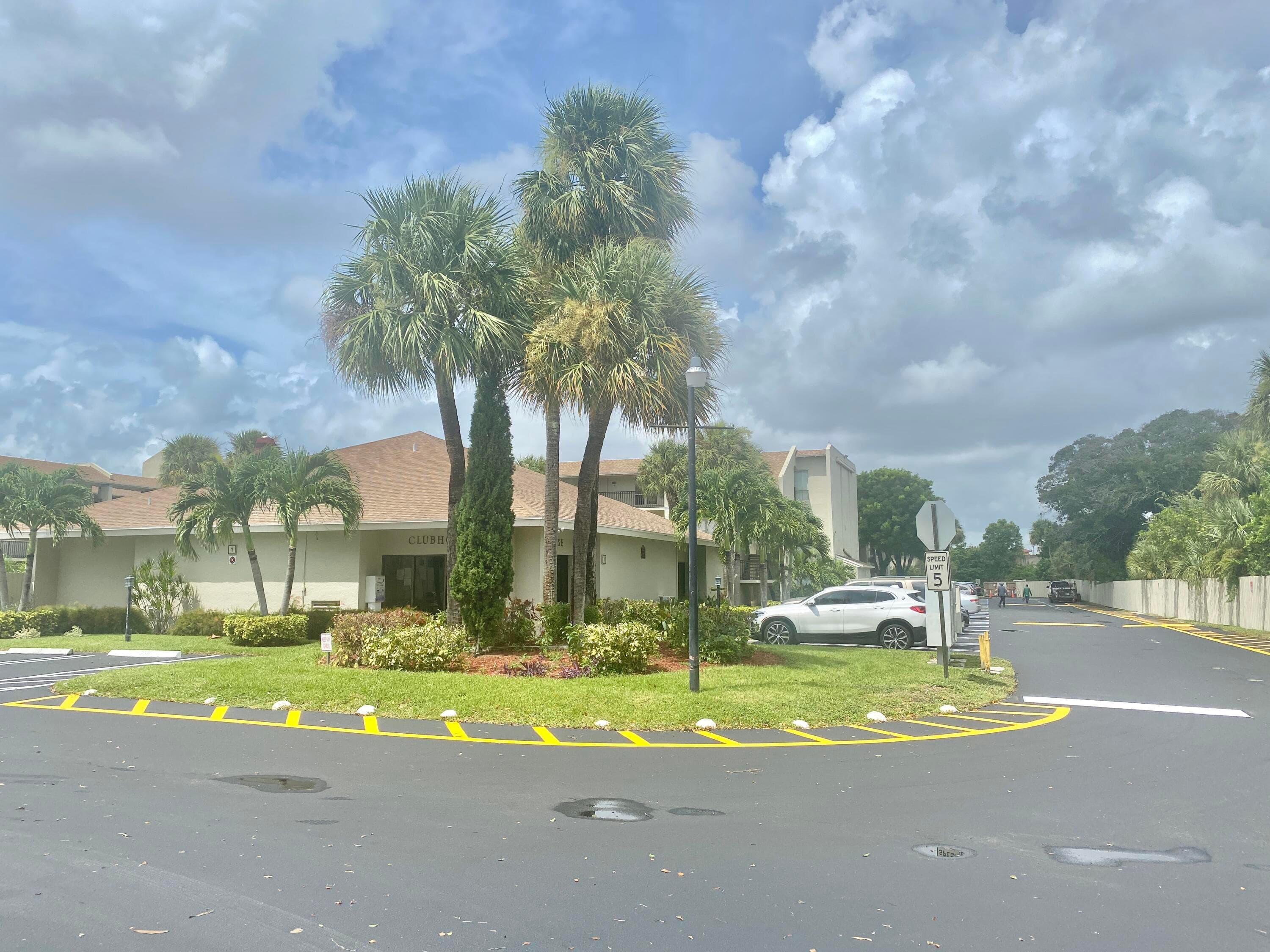 1500 N Congress Avenue B20, West Palm Beach, FL 33401 20