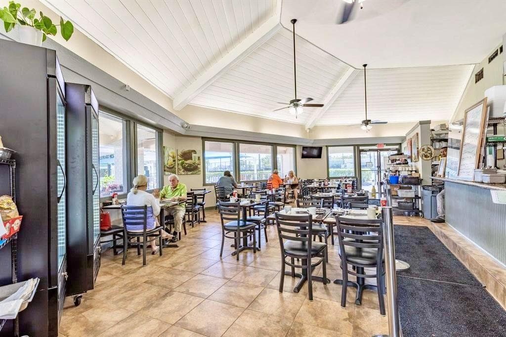 1040 NEWPORT H 1040, Deerfield Beach, FL 33442 33