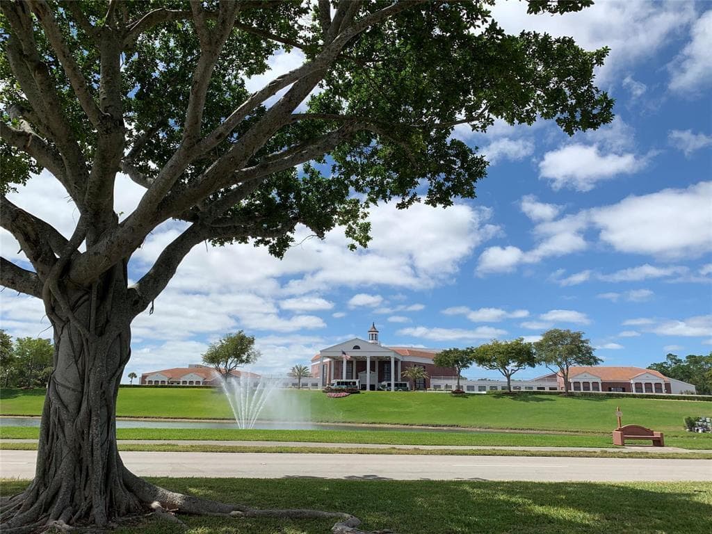 1040 NEWPORT H 1040, Deerfield Beach, FL 33442 29