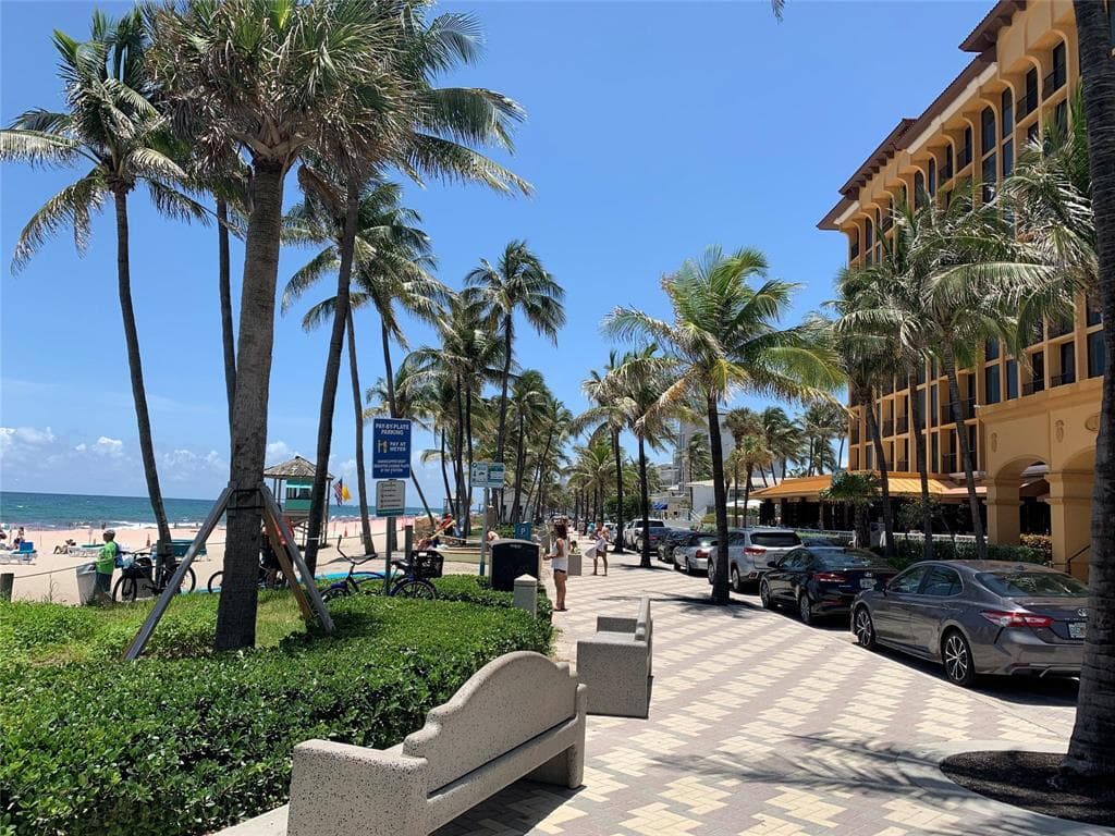 1040 NEWPORT H 1040, Deerfield Beach, FL 33442 43