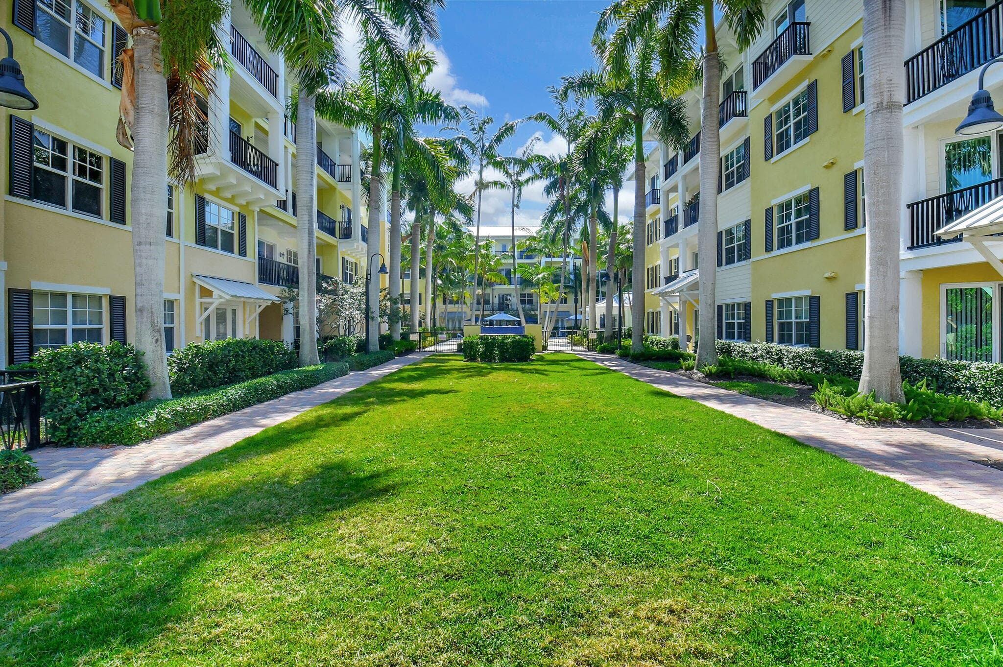 3130 W LATITUDE Circle 302, Delray Beach, FL 33483 4