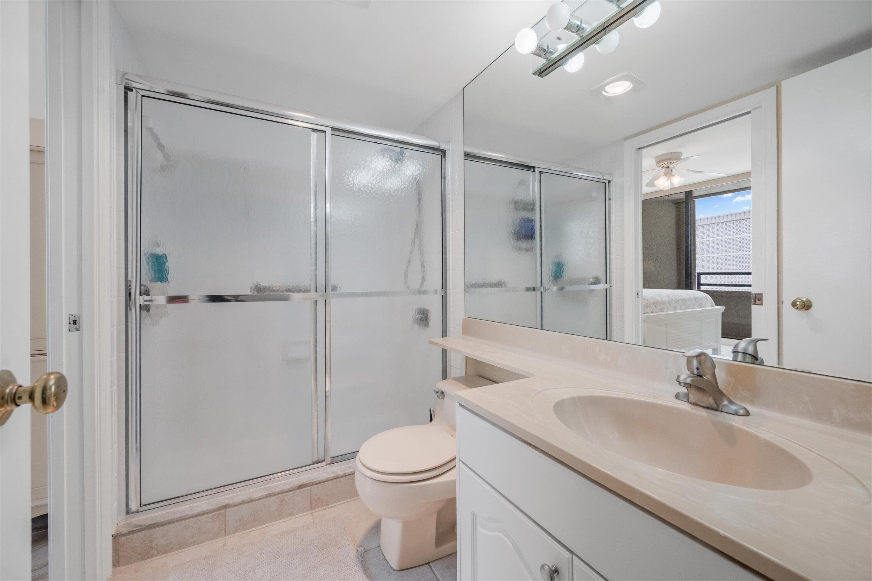 3560 S OCEAN Boulevard 607, South Palm Beach, FL 33480 20