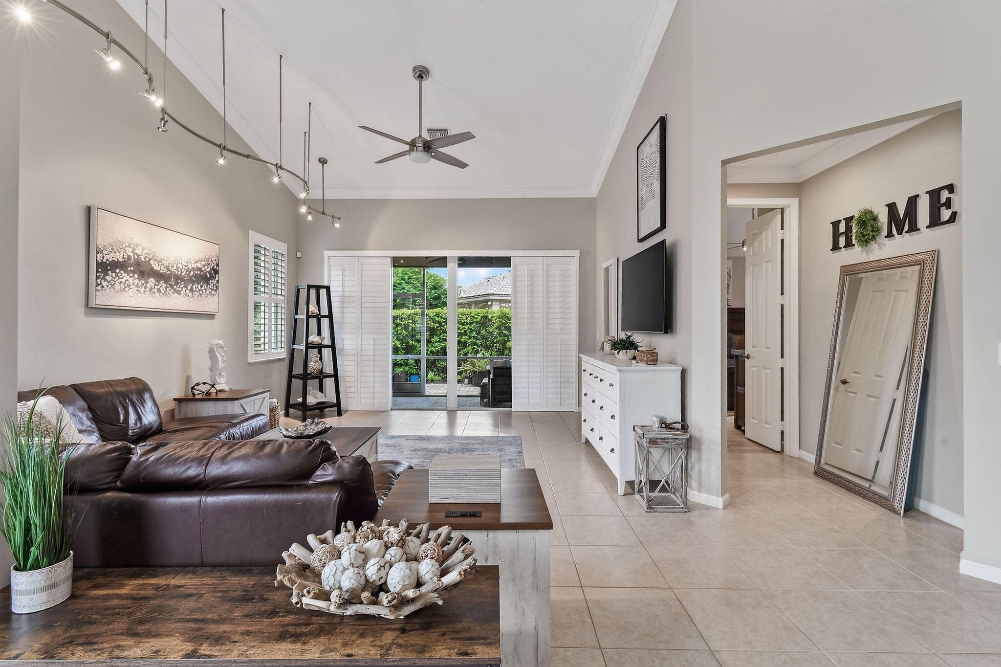7007 Torrey Pines Circle, FL 34986 12