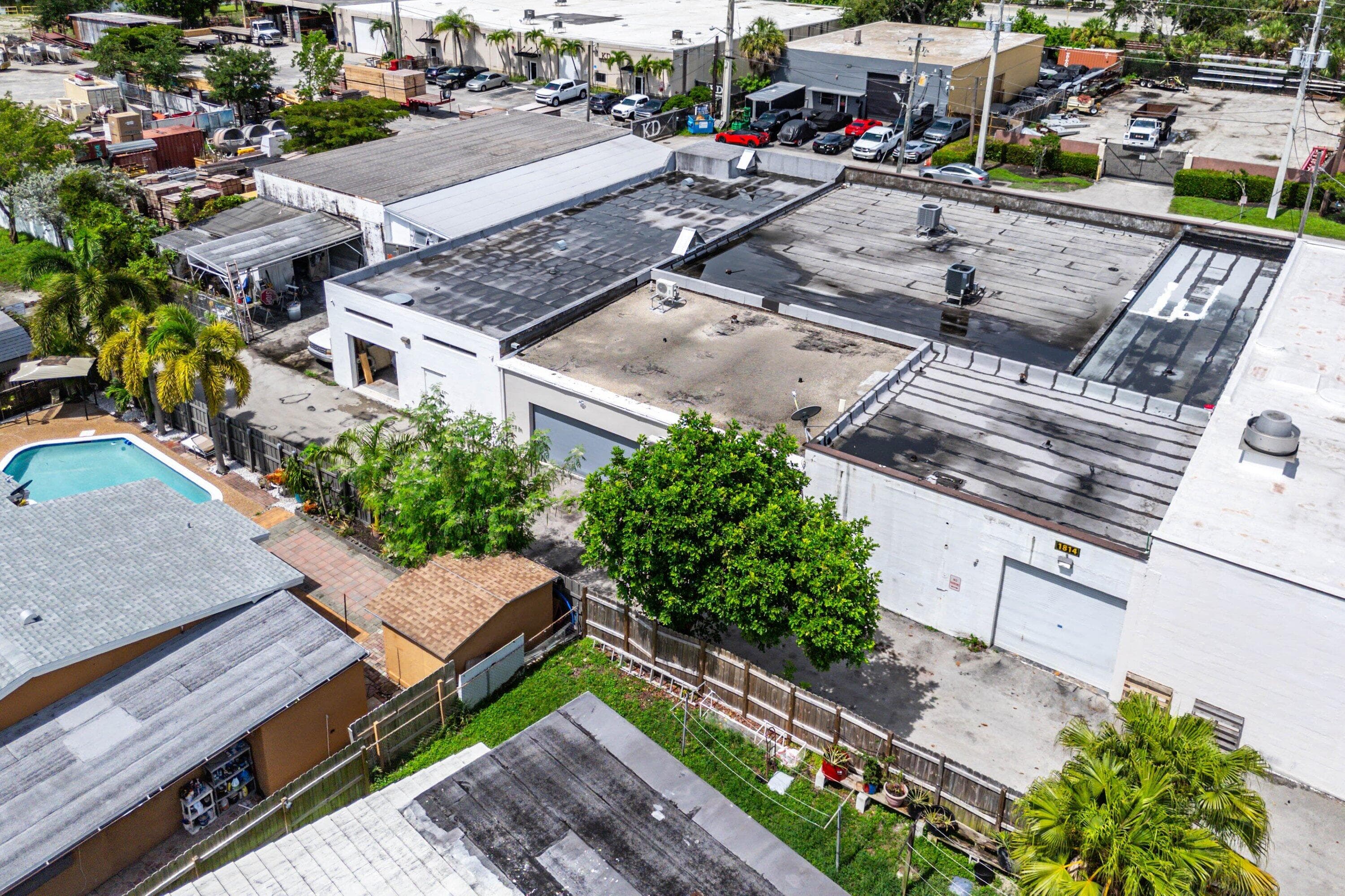 1812 SW 7th Avenue, Pompano Beach, FL 25