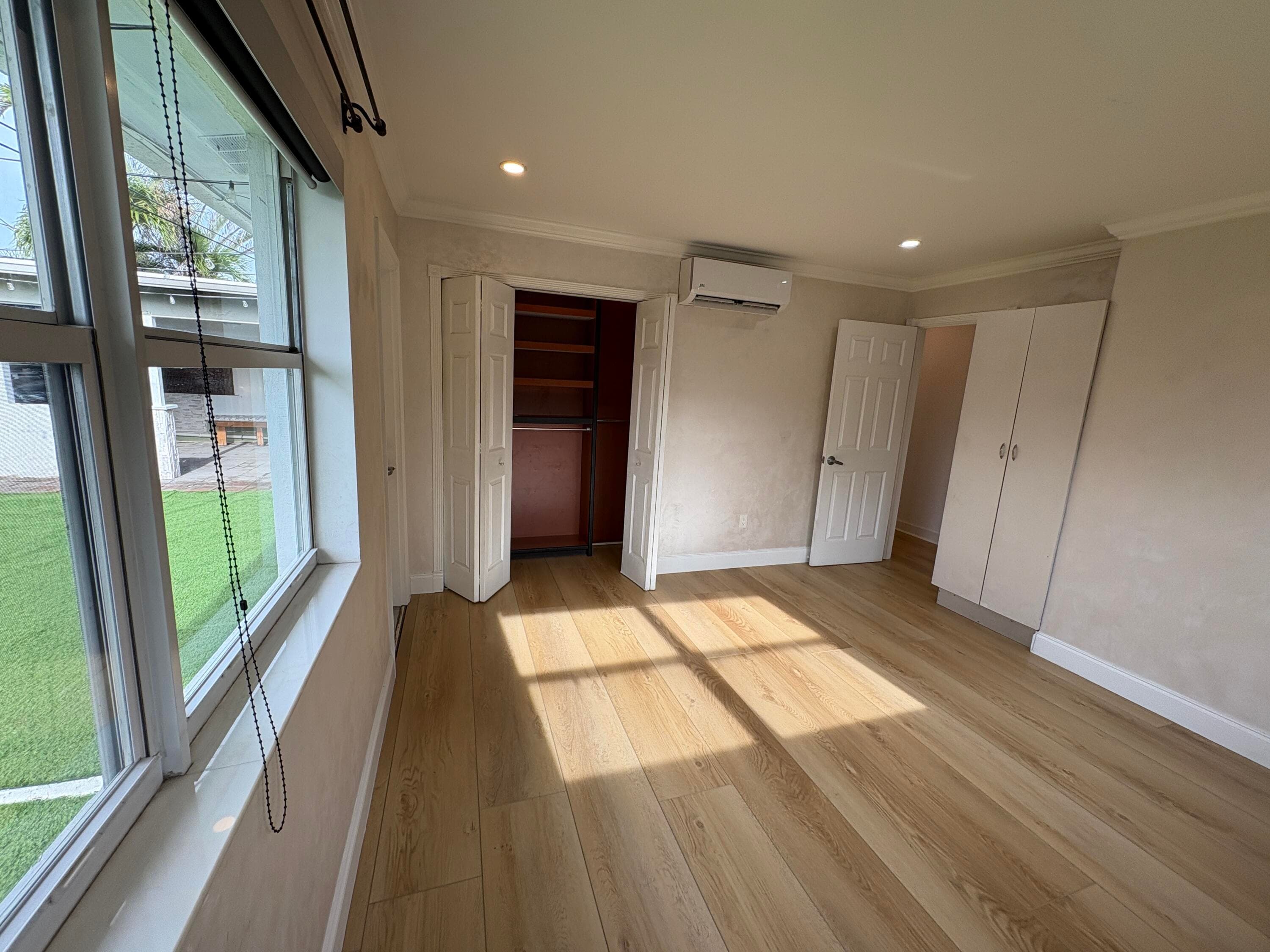 1032 NE 16th Terrace, Fort Lauderdale, FL 33304 30