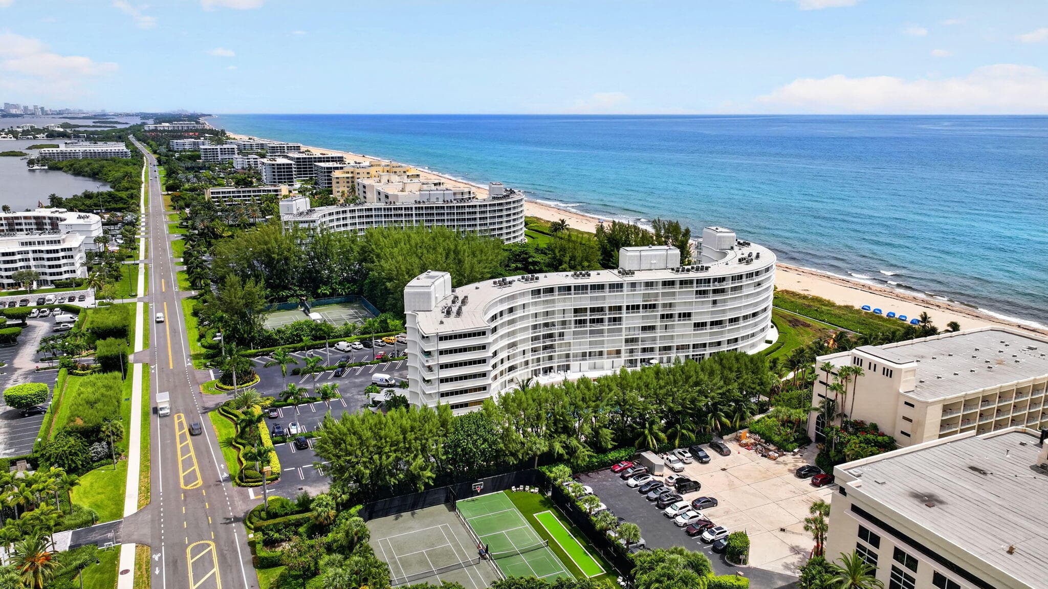 2780 S OCEAN Boulevard 607, Palm Beach, FL 33480 37
