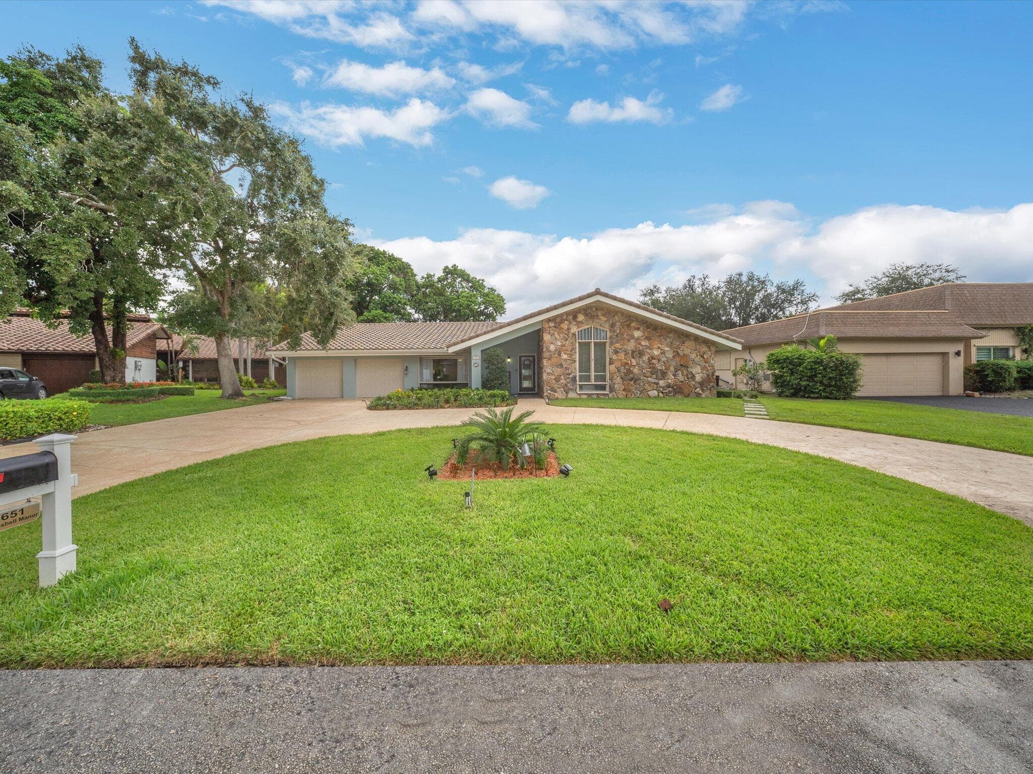 9651 CONCH SHELL Manor, Plantation, FL 33324 6