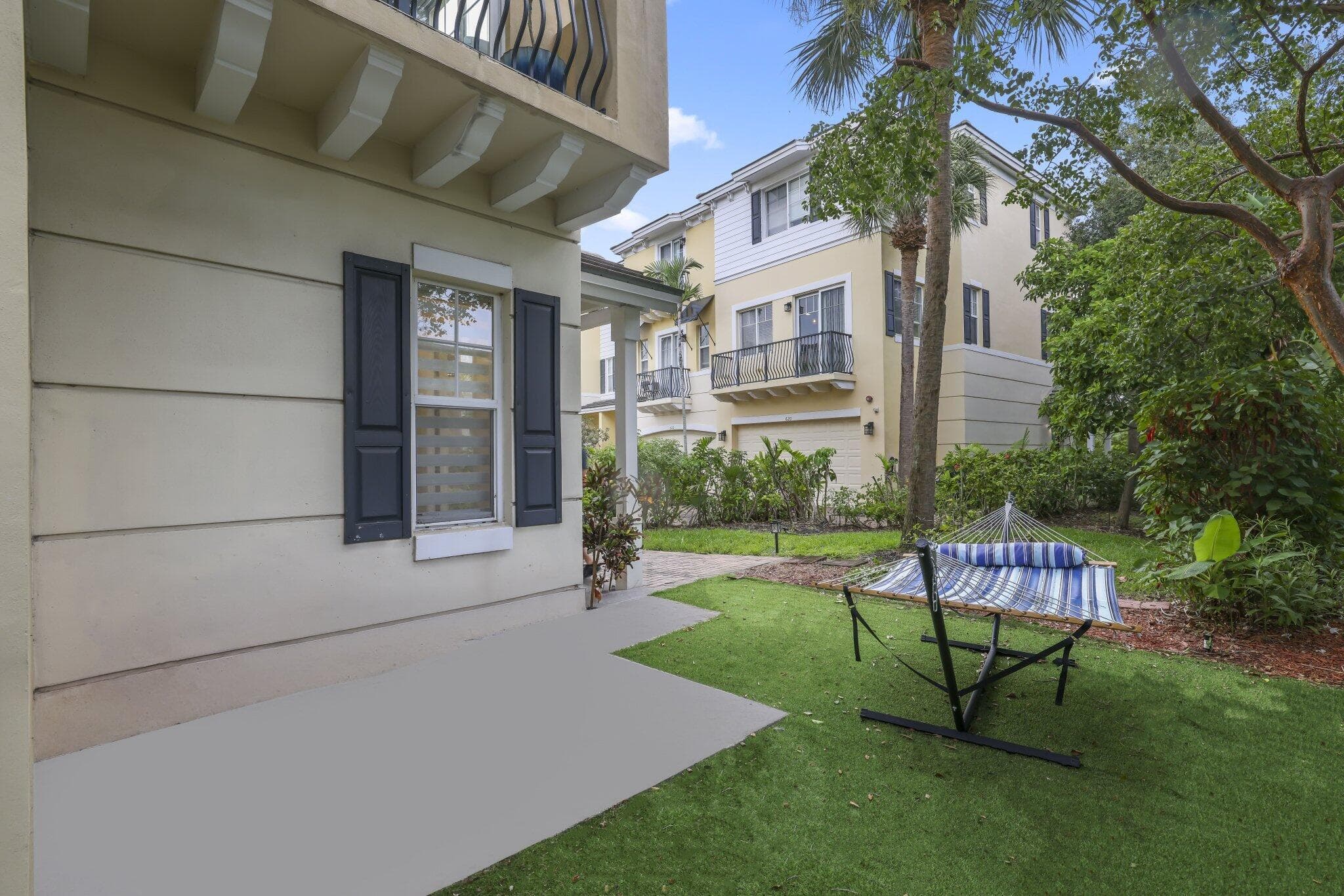 616 NW 38th Circle, Boca Raton, FL 33431 8
