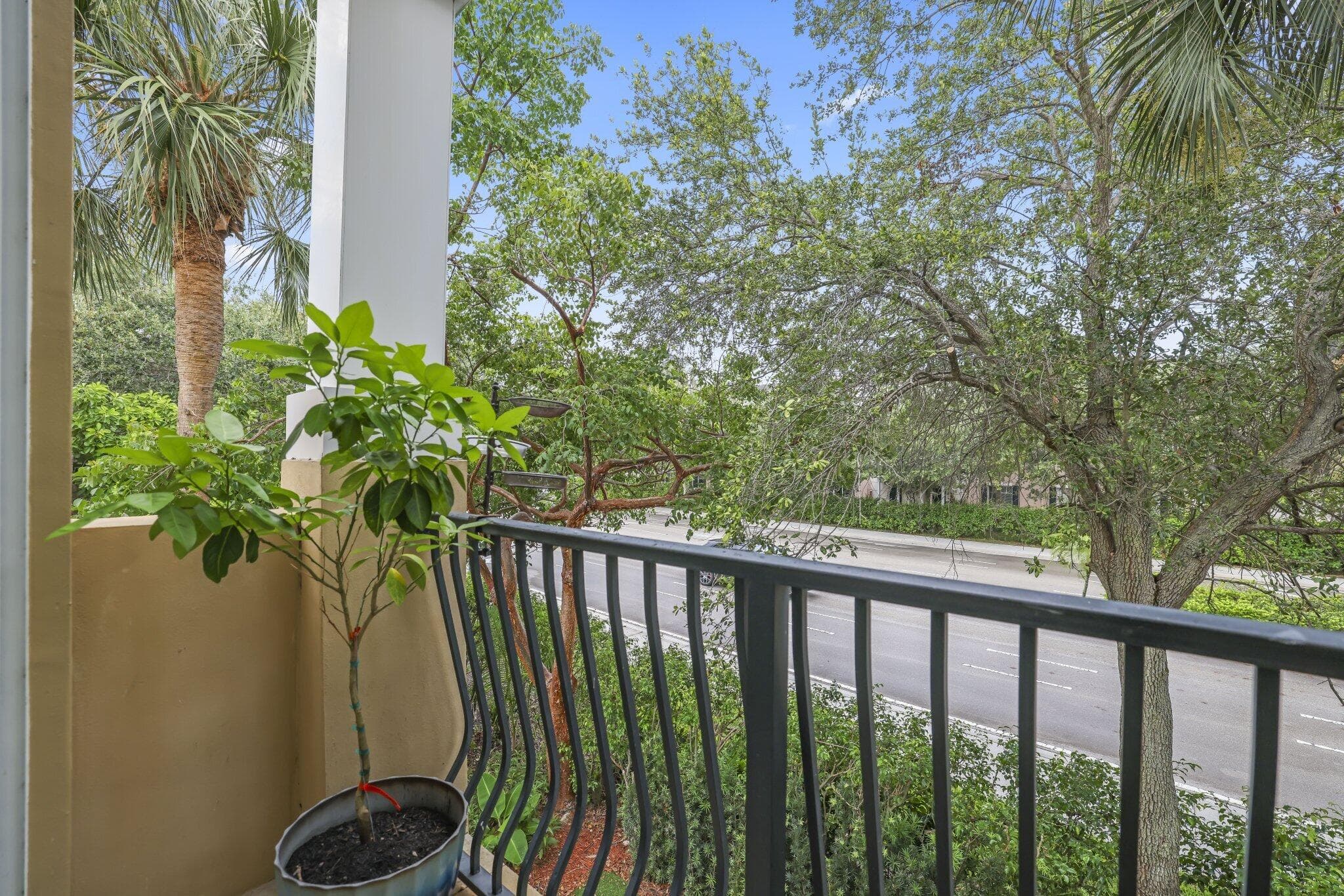 616 NW 38th Circle, Boca Raton, FL 33431 27