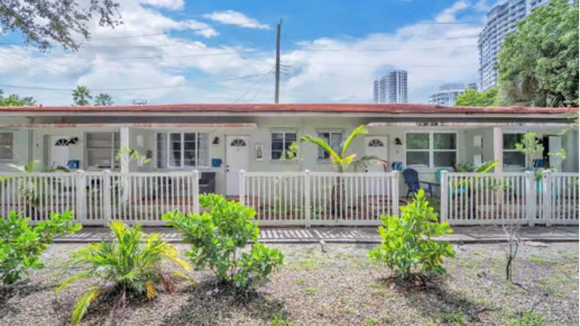17 NE 9TH Avenue, Fort Lauderdale, FL 33301 62