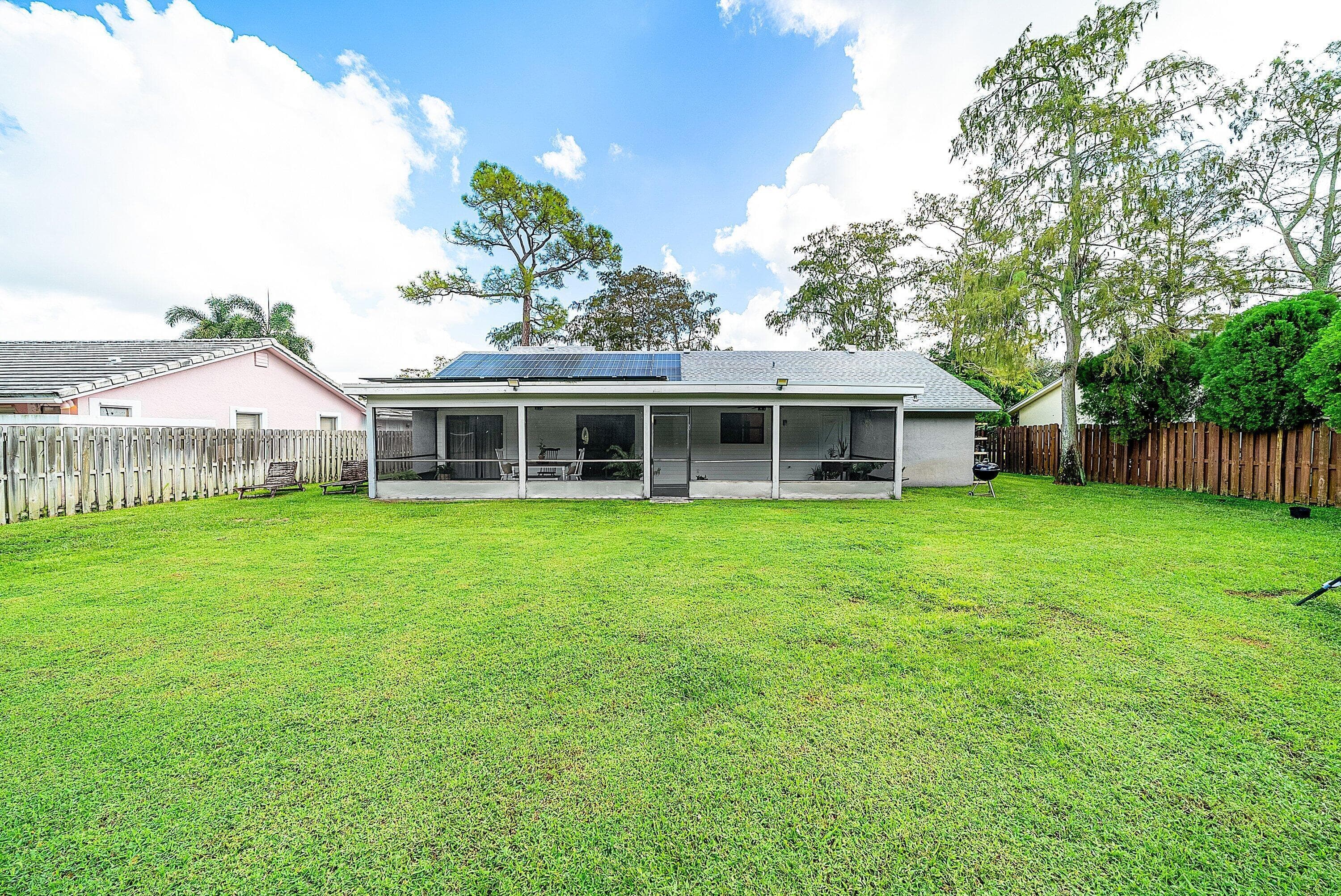 1252 Raintree Lane, Wellington, FL 33414 33