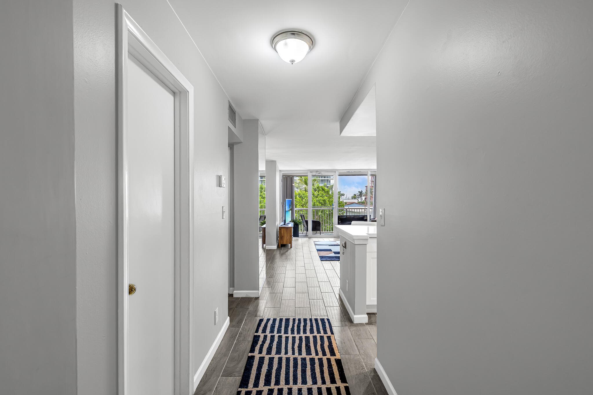 2200 NE 33RD Avenue 3E, Fort Lauderdale, FL 33305 3