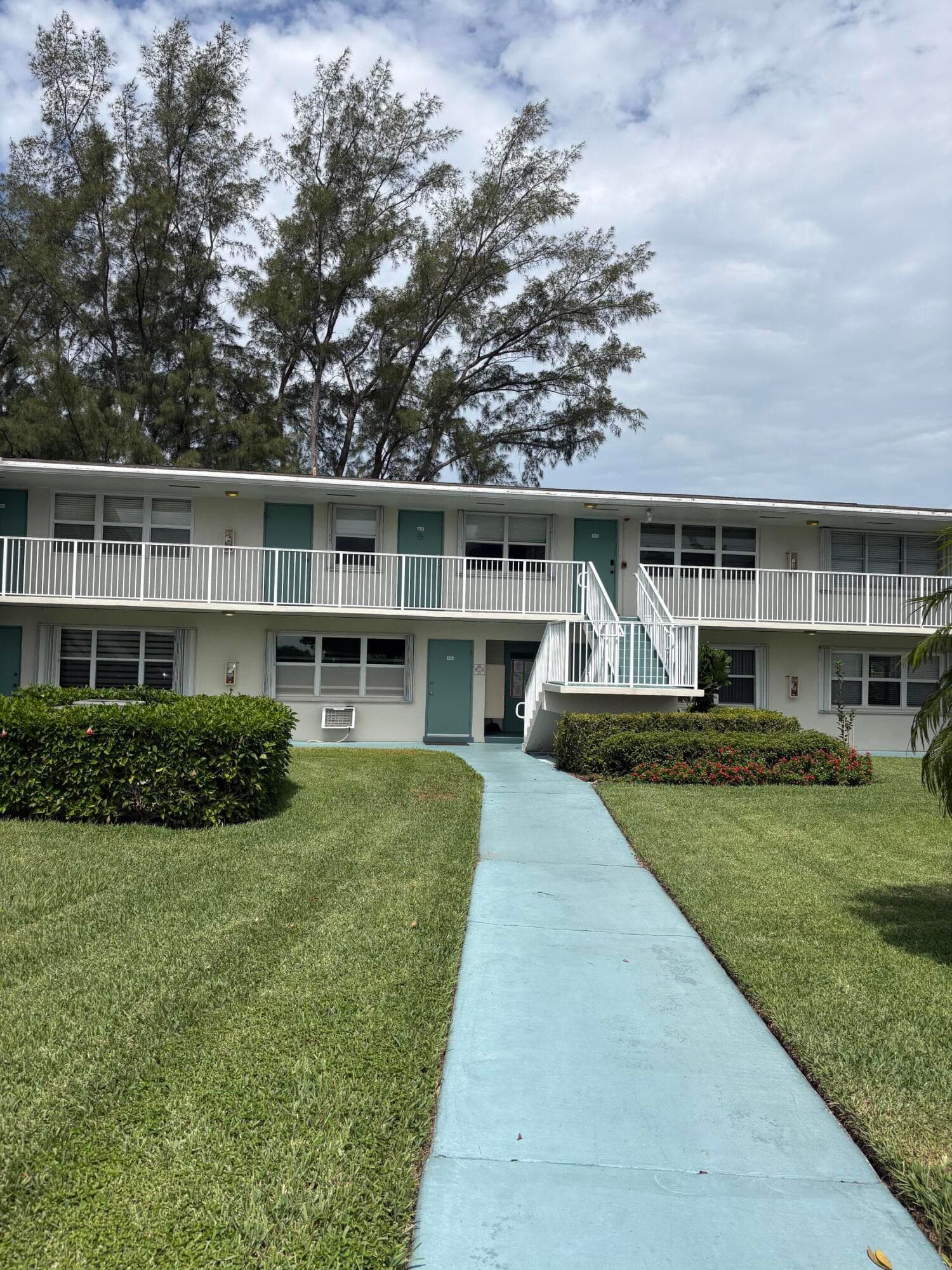 240 HORIZONS W 208, Boynton Beach, FL 33435