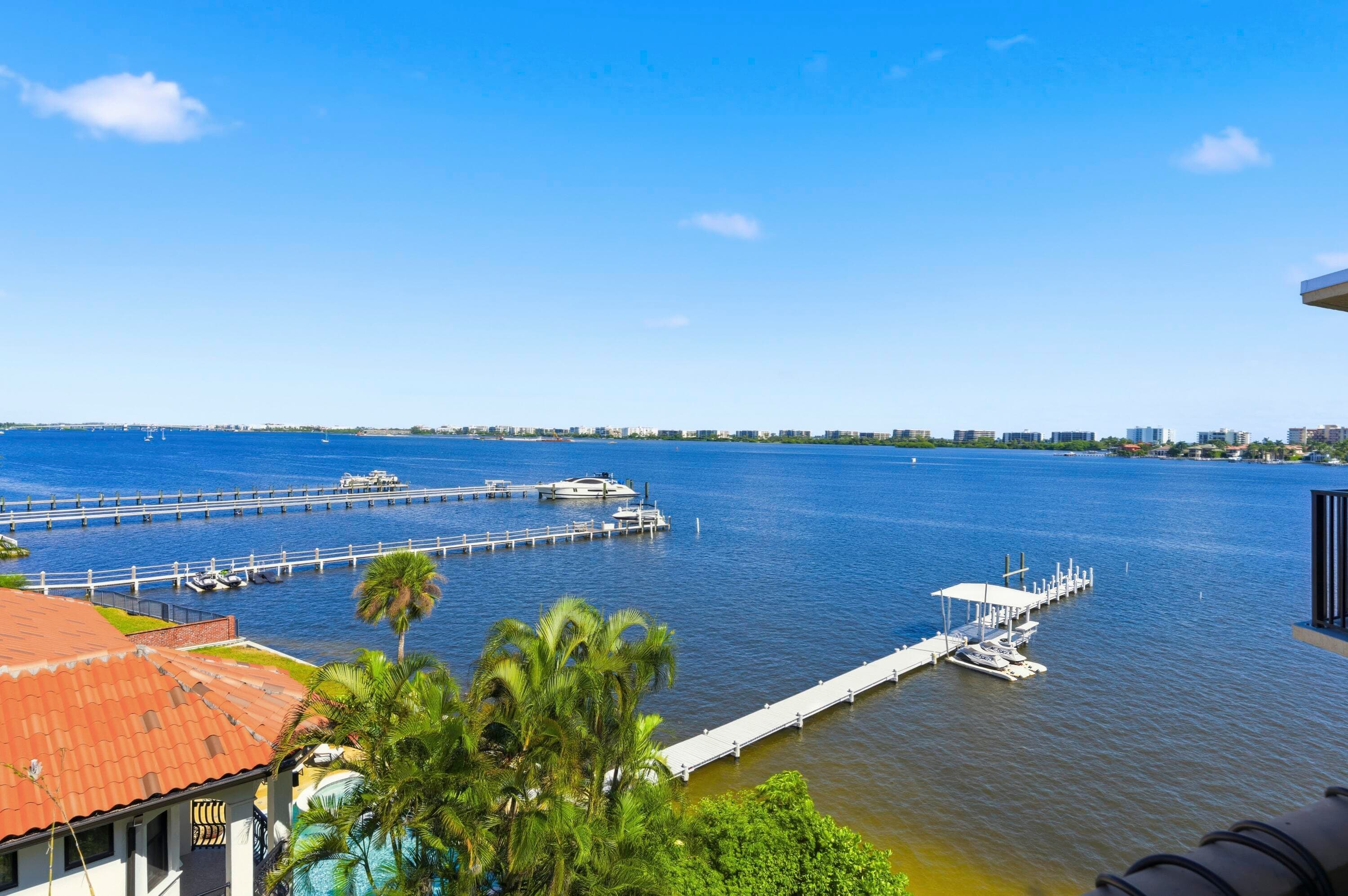 896 N Federal Highway 523, Lantana, FL 33462
