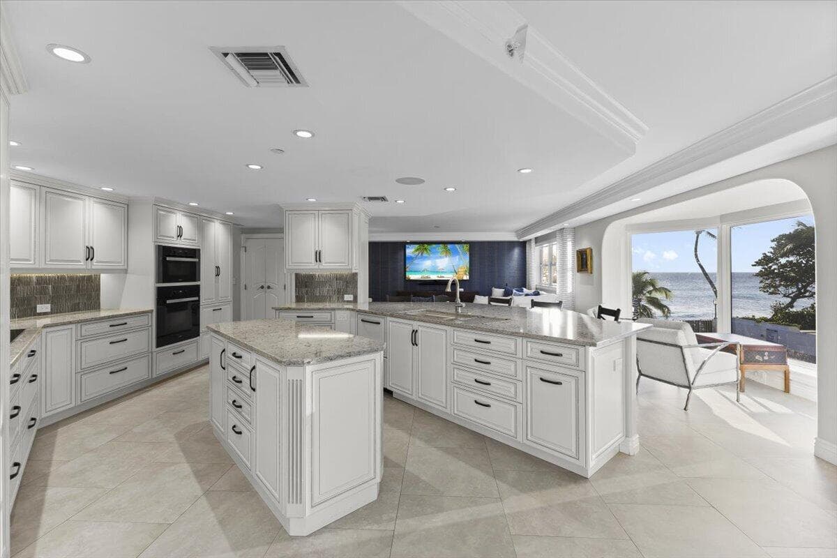 4605 S Ocean Boulevard 3b, Highland Beach, FL 33487