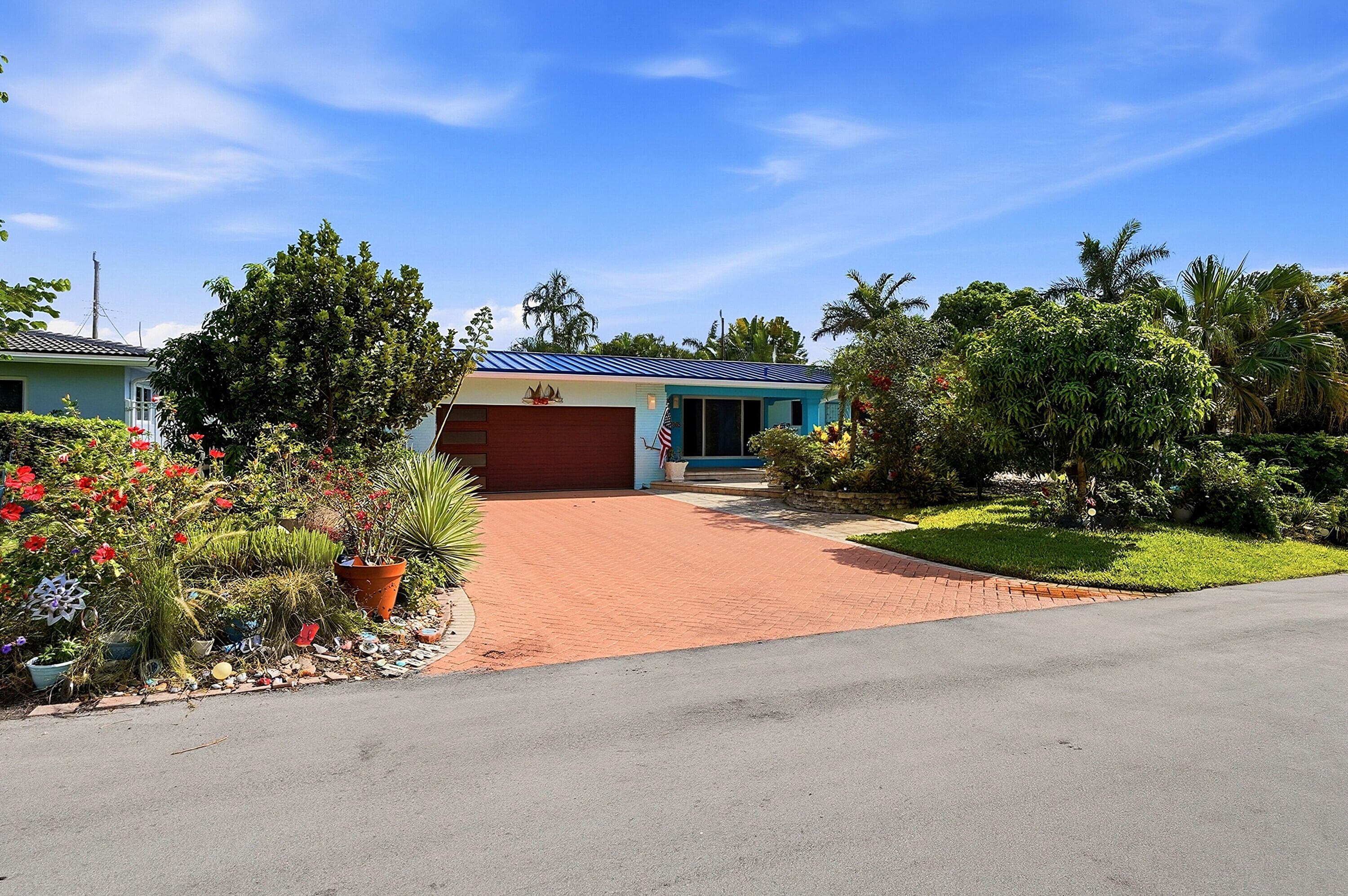 1985 Ocean Mist Drive, Lauderdale-By-The-Sea, FL 33062